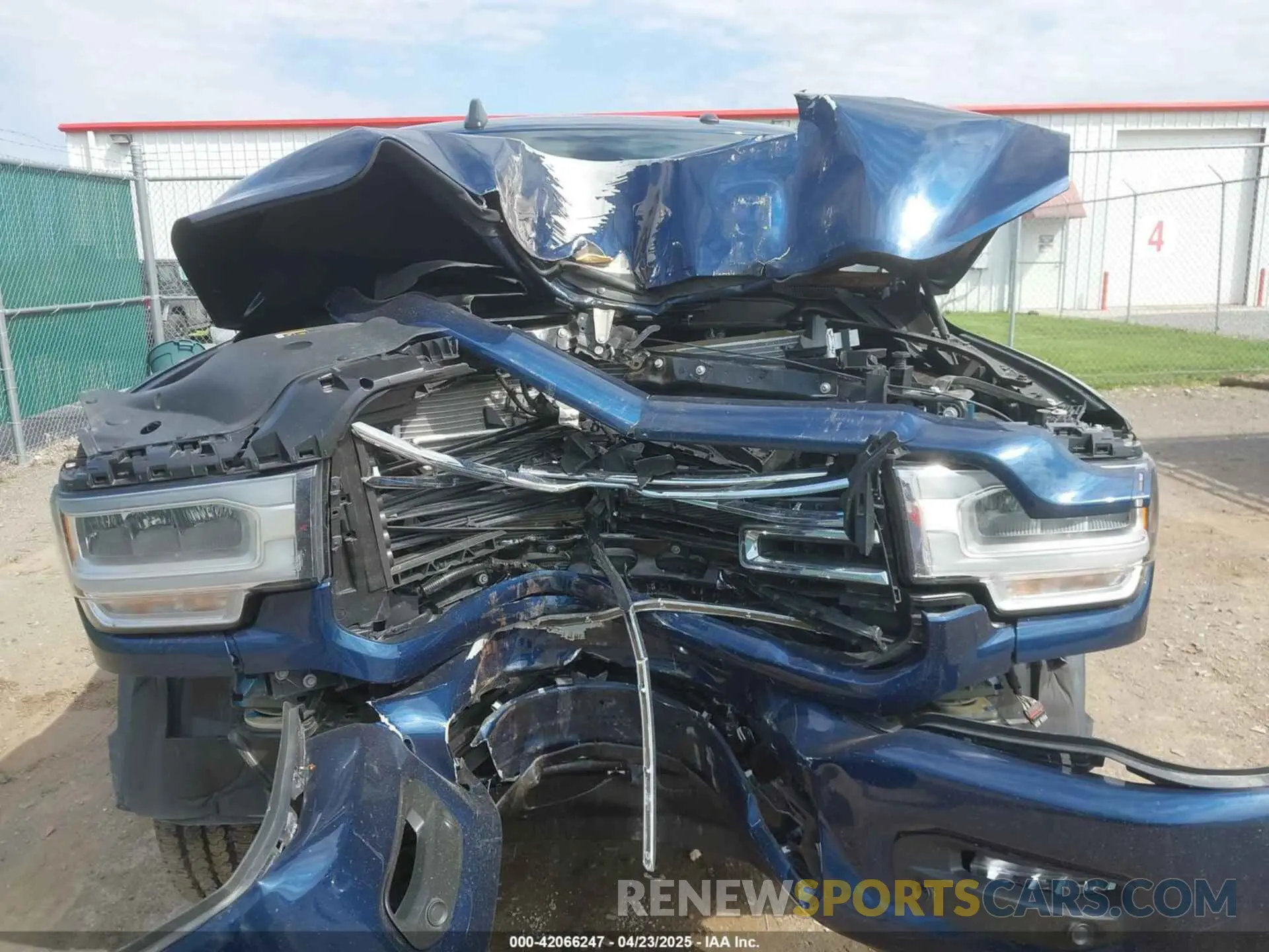 12 Фотография поврежденного автомобиля 3C6UR5FJ2MG668959 RAM 2500 2021