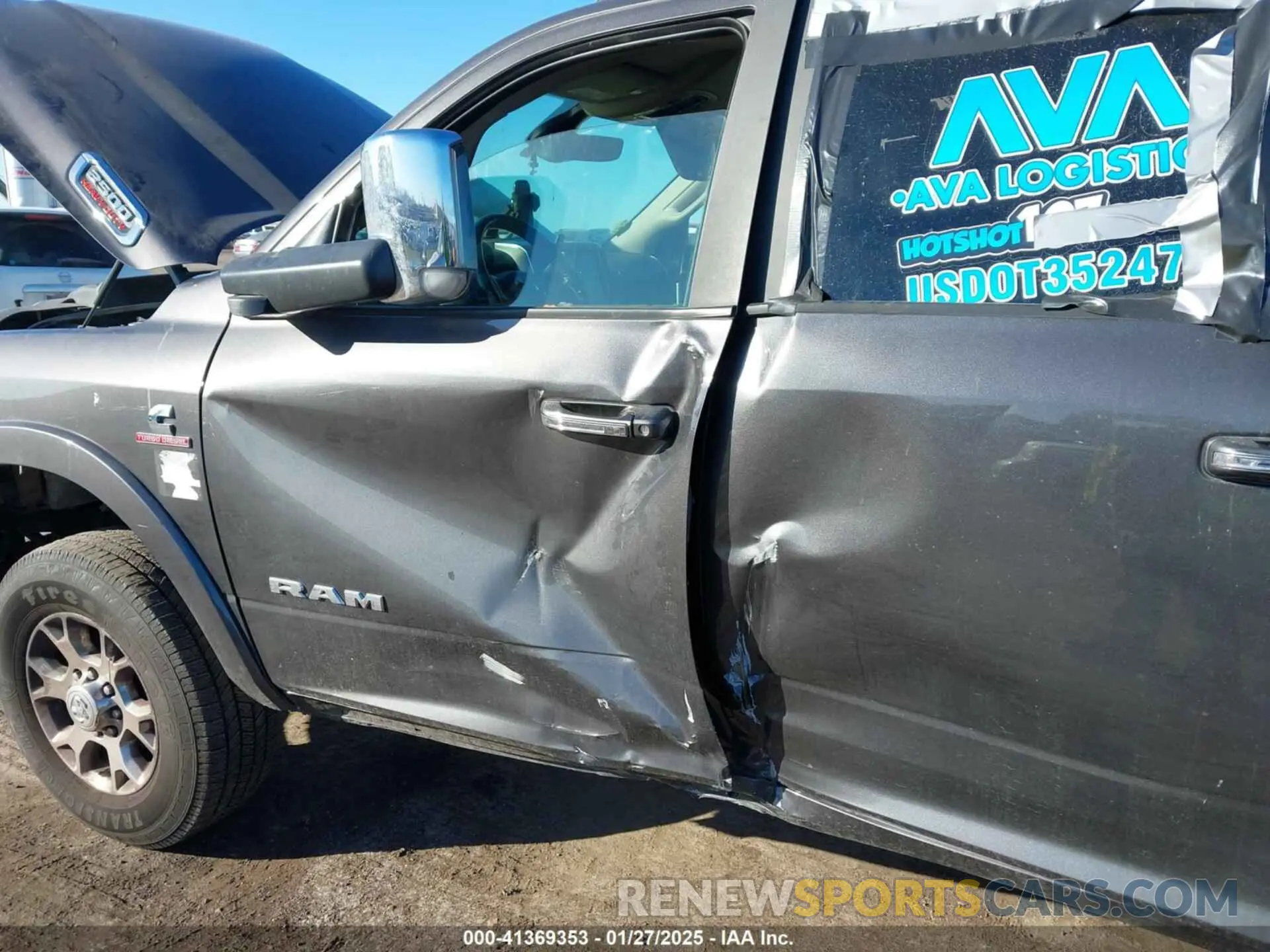 17 Photograph of a damaged car 3C6UR5FL7MG629012 RAM 2500 2021