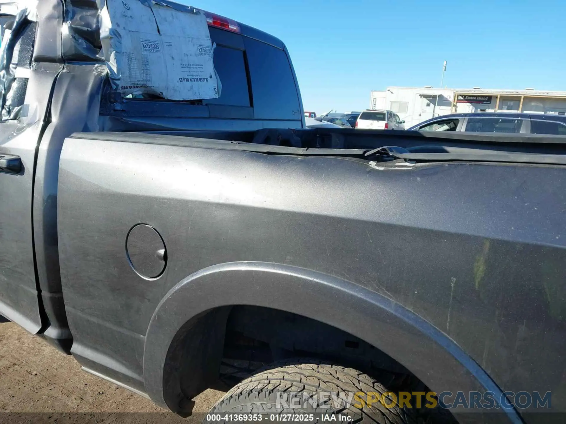 20 Photograph of a damaged car 3C6UR5FL7MG629012 RAM 2500 2021