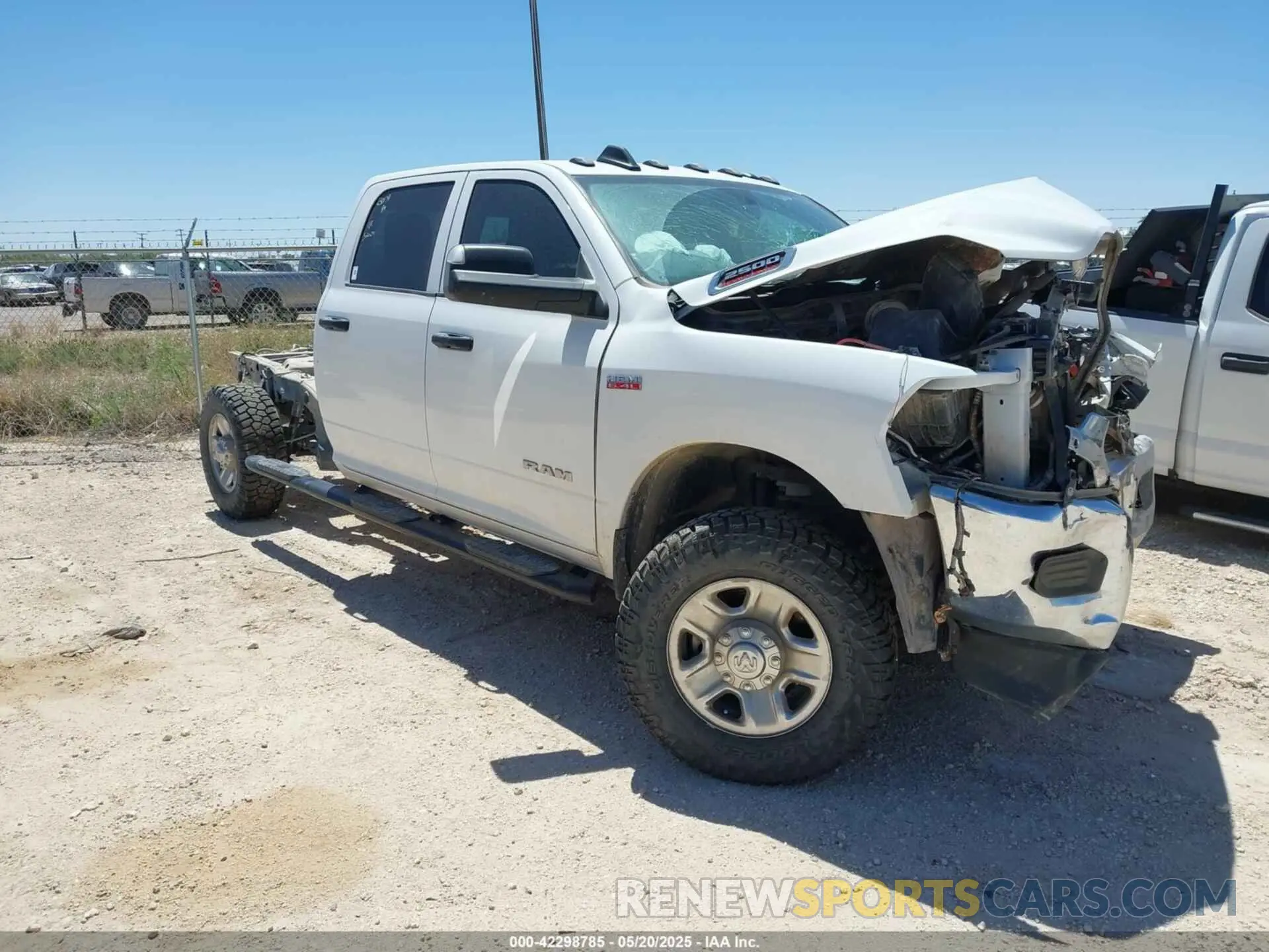 1 Photograph of a damaged car 3C6UR5HJ6MG698589 RAM 2500 2021