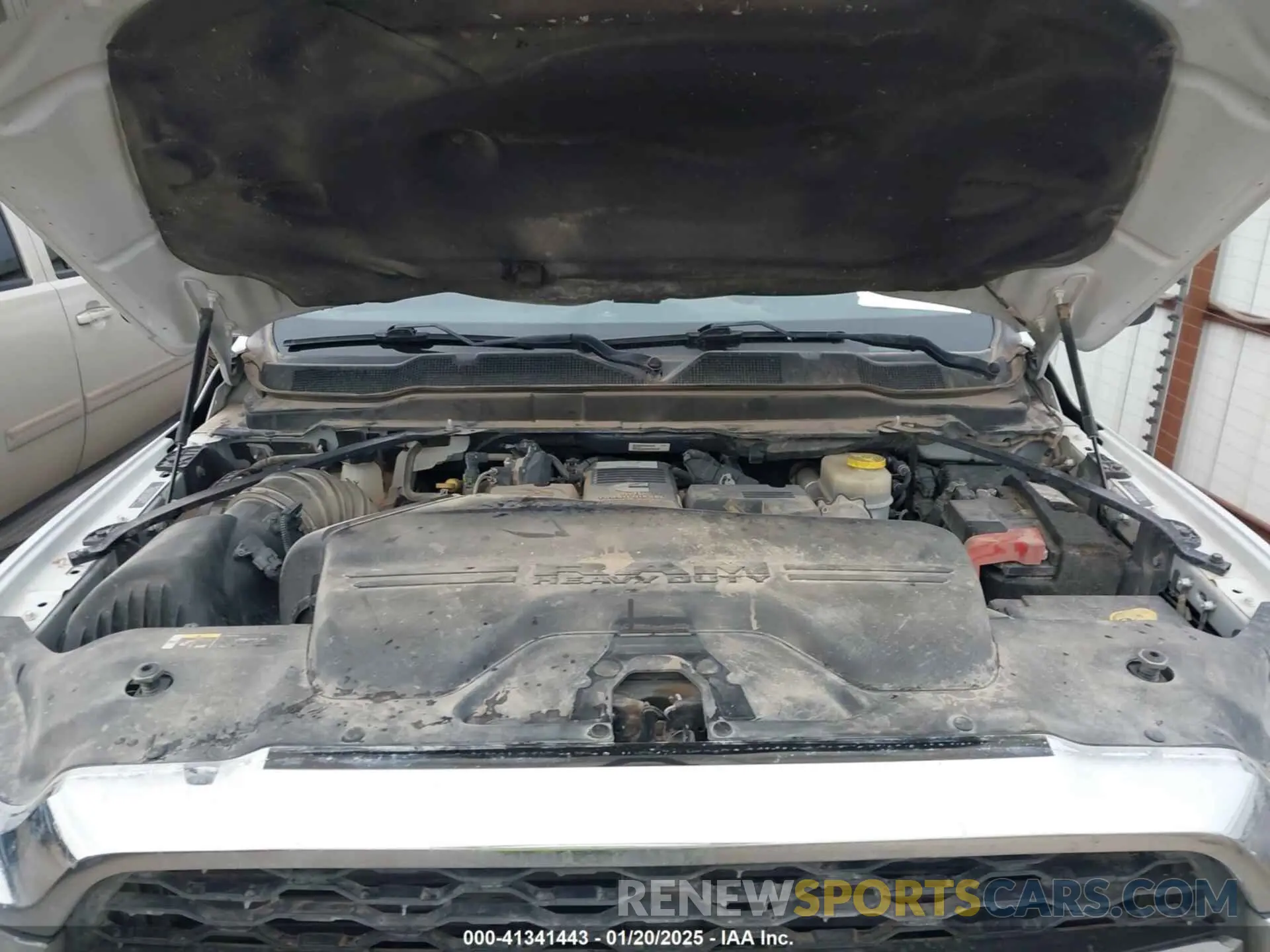 10 Фотография поврежденного автомобиля 3C6UR5HL9MG582014 RAM 2500 2021