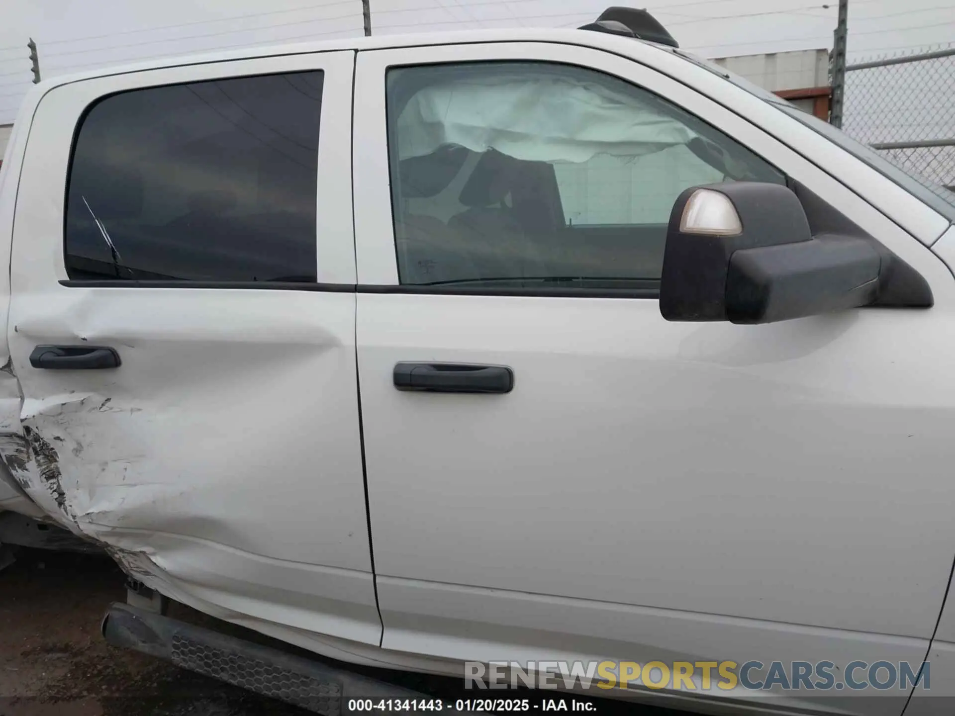 13 Фотография поврежденного автомобиля 3C6UR5HL9MG582014 RAM 2500 2021
