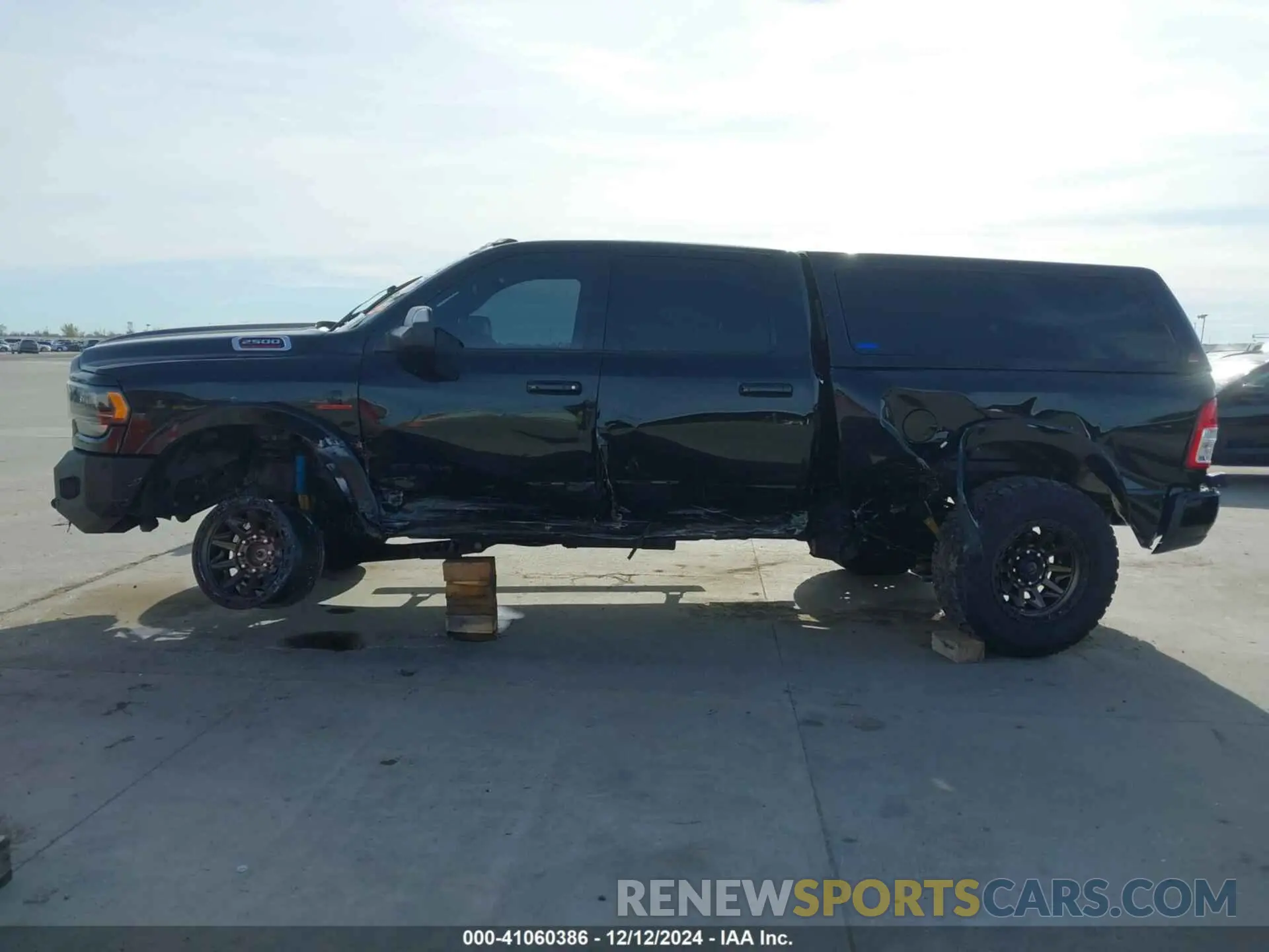 15 Photograph of a damaged car 3C6UR5SL6MG559007 RAM 2500 2021