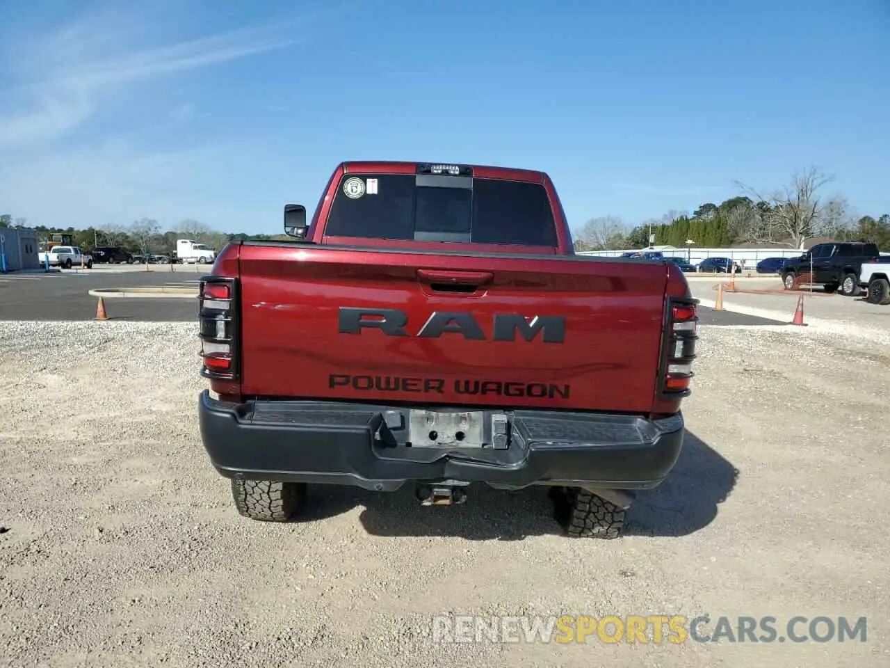 6 Photograph of a damaged car 3C6TR5EJ2NG111256 RAM 2500 2022