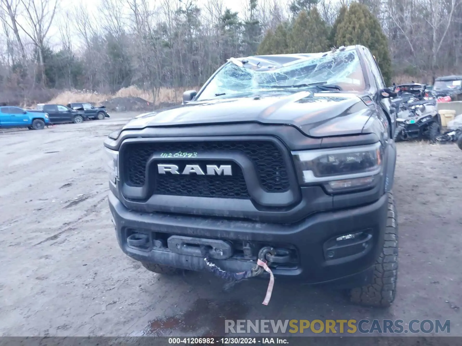 6 Photograph of a damaged car 3C6TR5EJ9NG165685 RAM 2500 2022