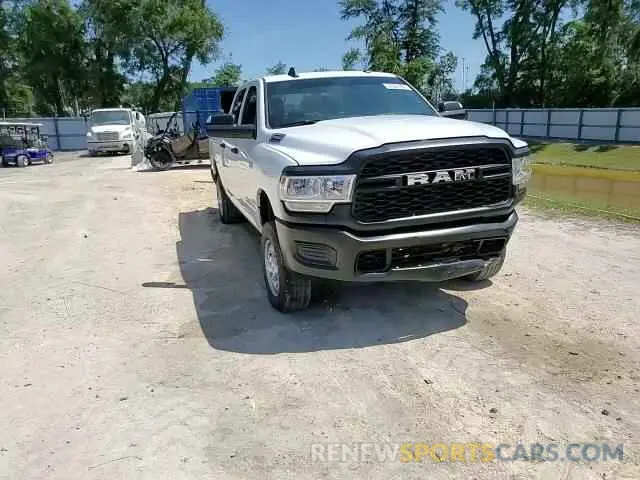 13 Photograph of a damaged car 3C6UR4CJ7NG356300 RAM 2500 2022