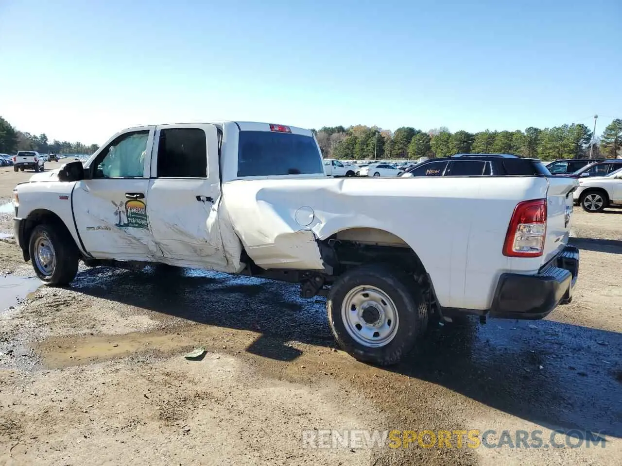 2 Фотография поврежденного автомобиля 3C6UR4HJ0NG400193 RAM 2500 2022