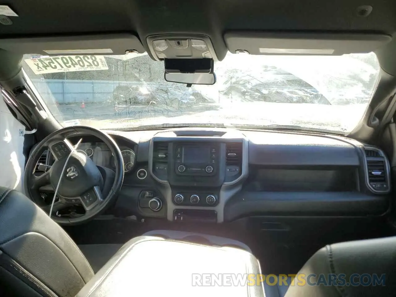 8 Фотография поврежденного автомобиля 3C6UR4HJ0NG400193 RAM 2500 2022
