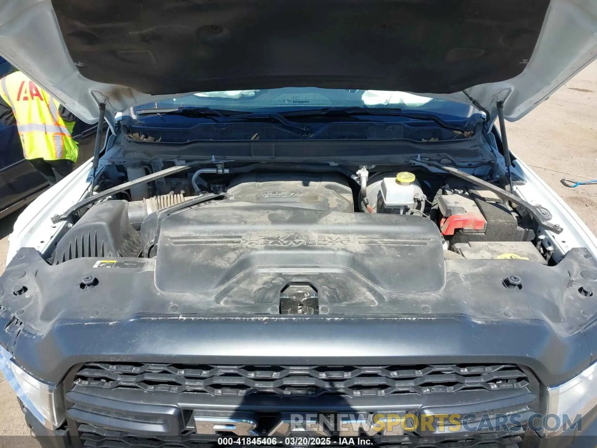 10 Фотография поврежденного автомобиля 3C6UR4HJ0NG410075 RAM 2500 2022