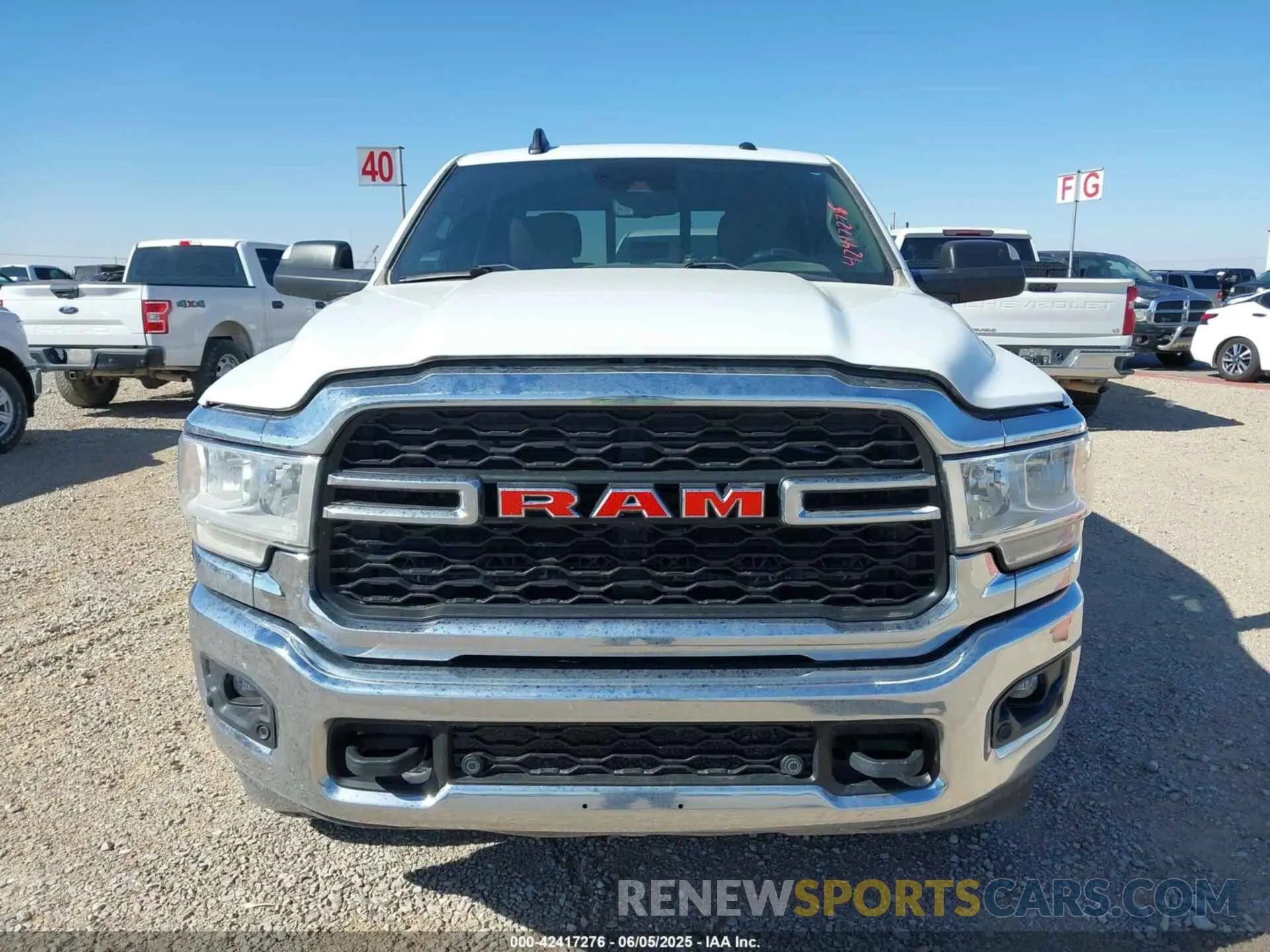 12 Фотография поврежденного автомобиля 3C6UR5CJ2NG272004 RAM 2500 2022