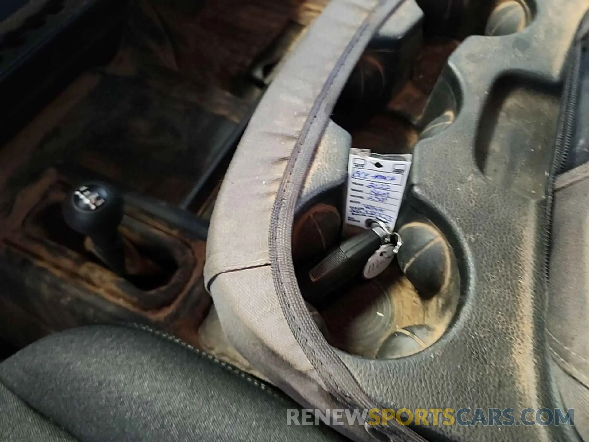 15 Photograph of a damaged car 3C6UR5CJ5NG320823 RAM 2500 2022