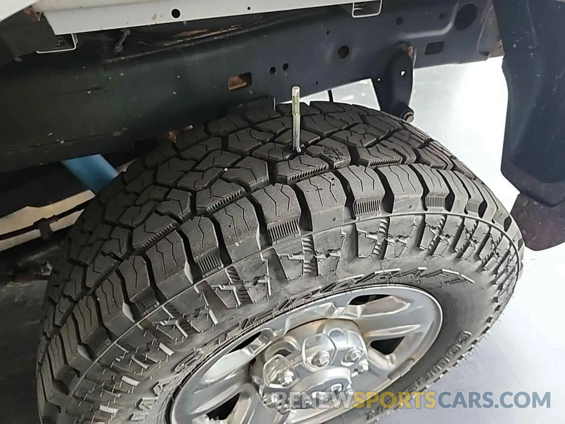 26 Photograph of a damaged car 3C6UR5CJ5NG320823 RAM 2500 2022