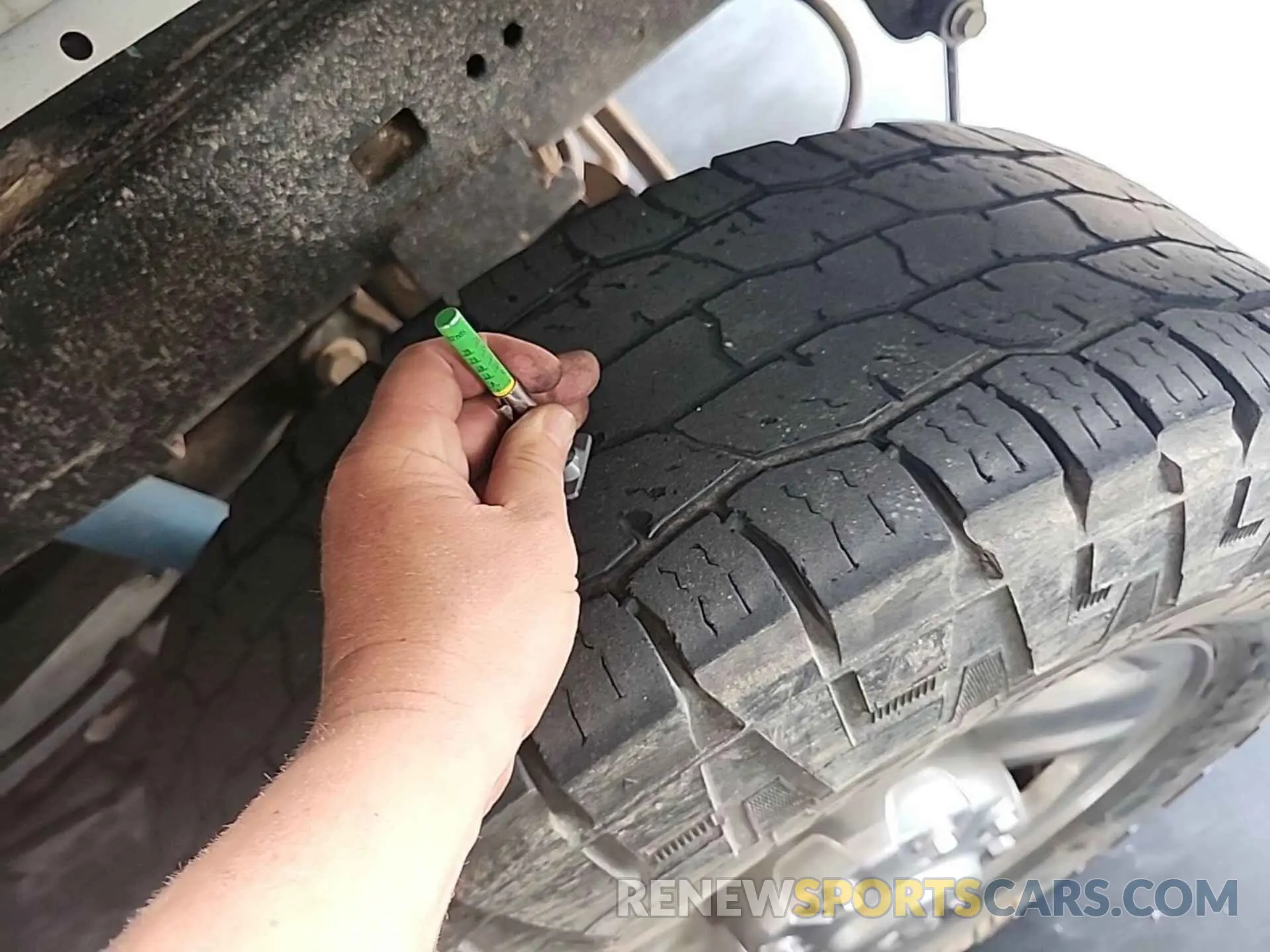 12 Фотография поврежденного автомобиля 3C6UR5CJ5NG320854 RAM 2500 2022