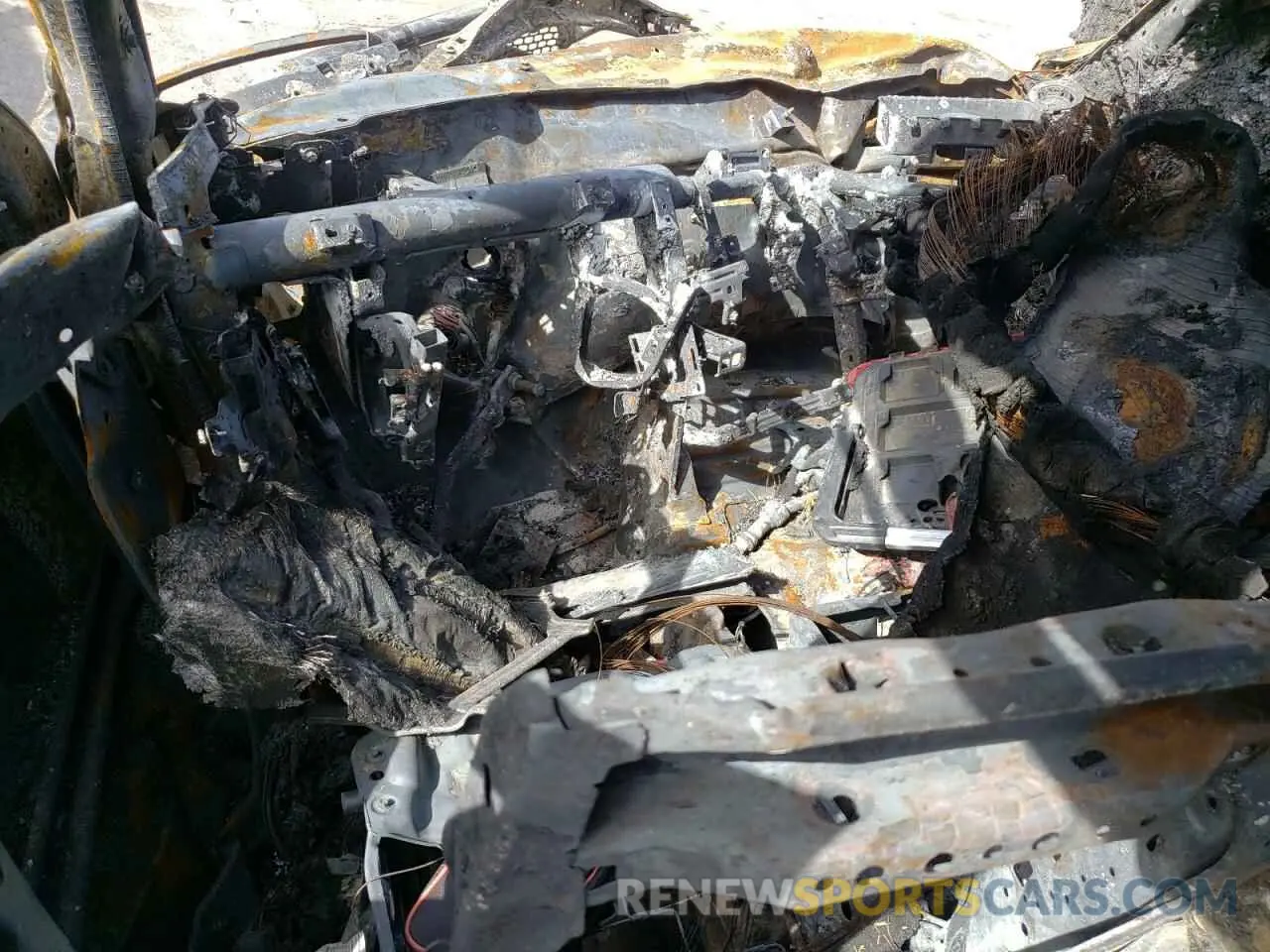 8 Photograph of a damaged car 3C6UR5CJ5NG366667 RAM 2500 2022
