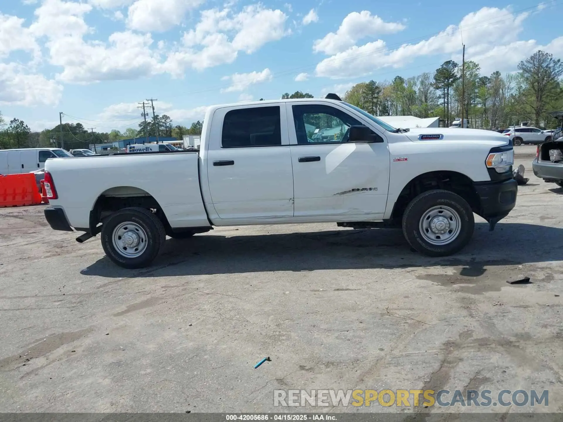 13 Photograph of a damaged car 3C6UR5CJ6NG203221 RAM 2500 2022