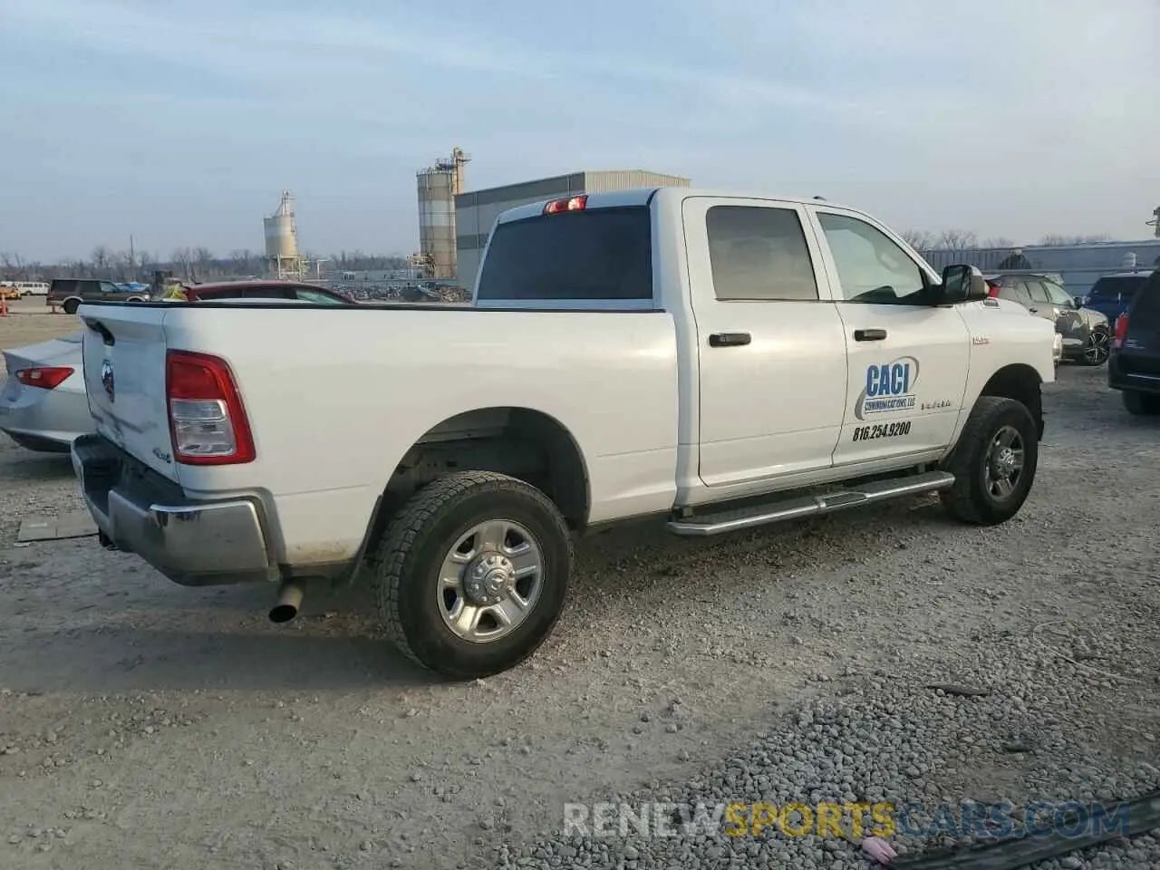 3 Фотография поврежденного автомобиля 3C6UR5CJ6NG250877 RAM 2500 2022