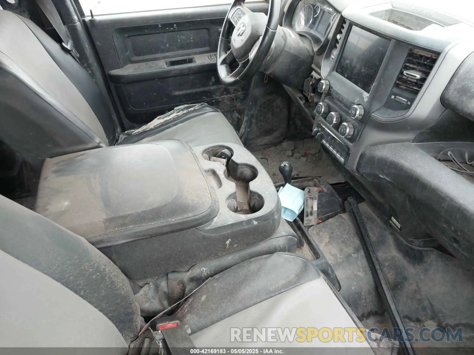 5 Фотография поврежденного автомобиля 3C6UR5CJ7NG439487 RAM 2500 2022