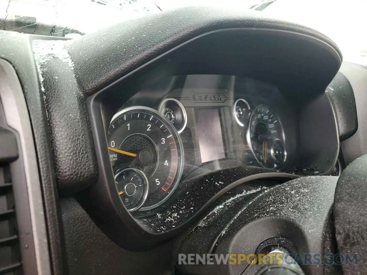 9 Фотография поврежденного автомобиля 3C6UR5CL7NG138736 RAM 2500 2022