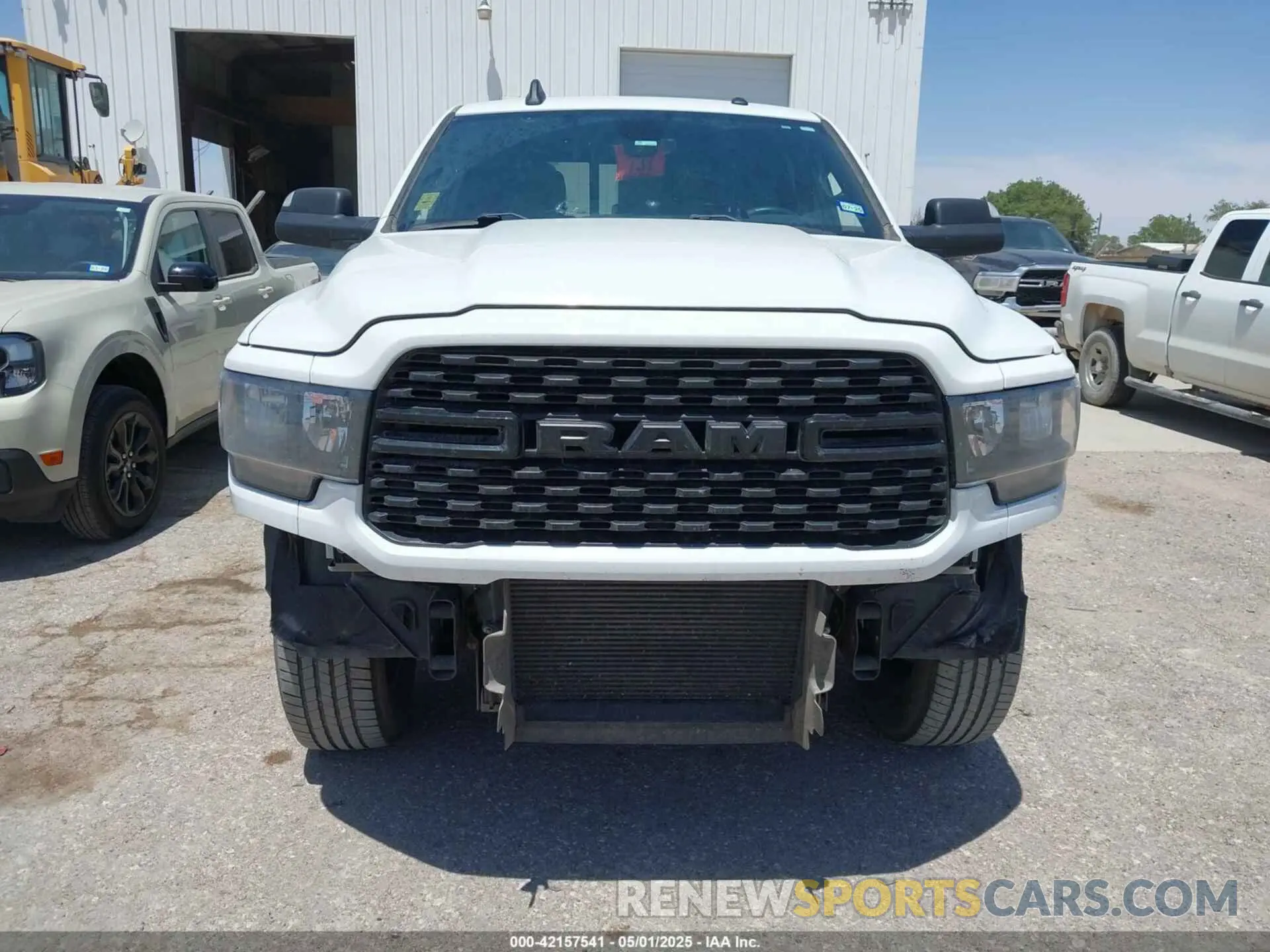 12 Photograph of a damaged car 3C6UR5DL2NG314588 RAM 2500 2022