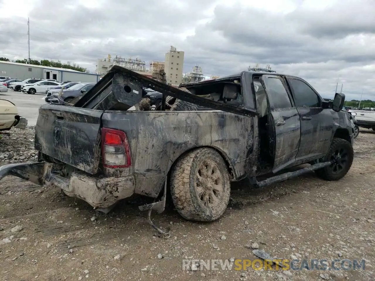 3 Фотография поврежденного автомобиля 3C6UR5DL4NG185799 RAM 2500 2022