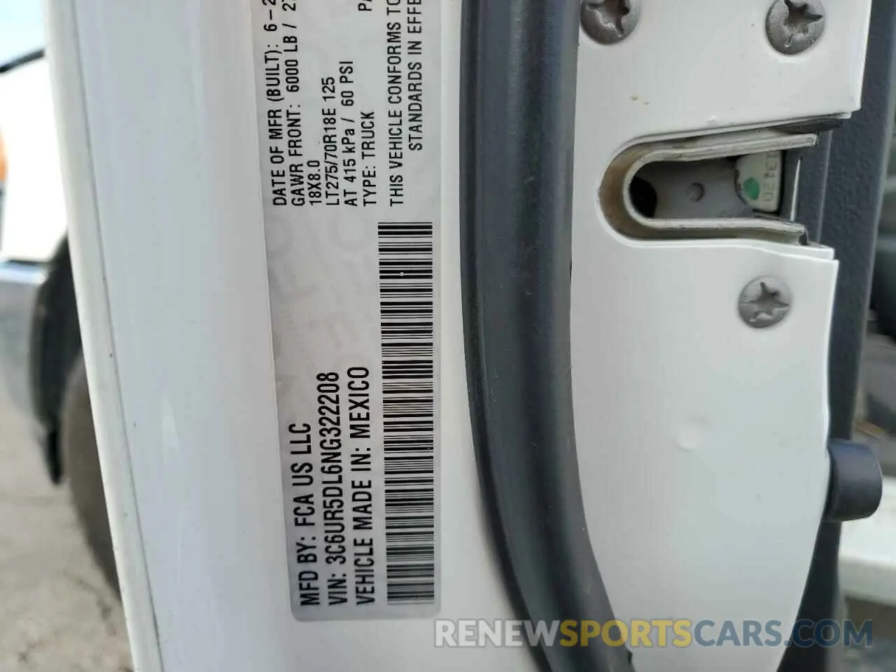 12 Фотография поврежденного автомобиля 3C6UR5DL6NG322208 RAM 2500 2022