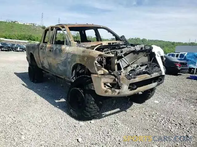 12 Photograph of a damaged car 3C6UR5DL8NG262772 RAM 2500 2022