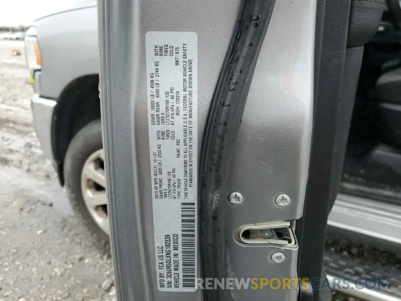 12 Фотография поврежденного автомобиля 3C6UR5DLXNG182339 RAM 2500 2022