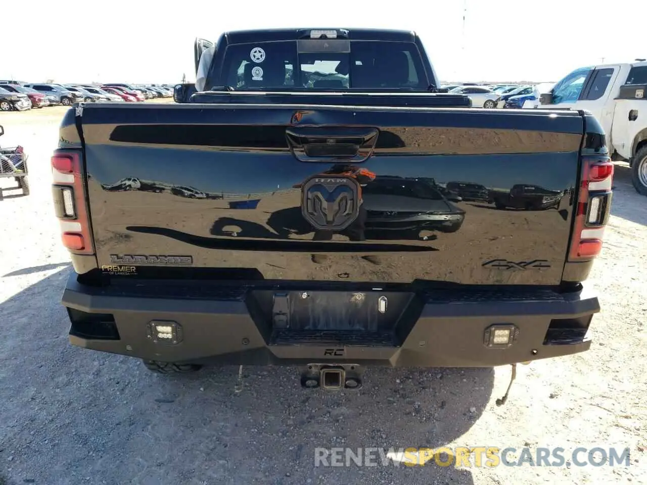 6 Photograph of a damaged car 3C6UR5FJ2NG144079 RAM 2500 2022