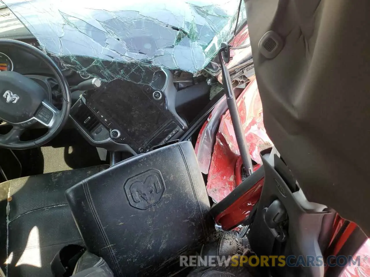 8 Photograph of a damaged car 3C6UR5FL5NG212540 RAM 2500 2022