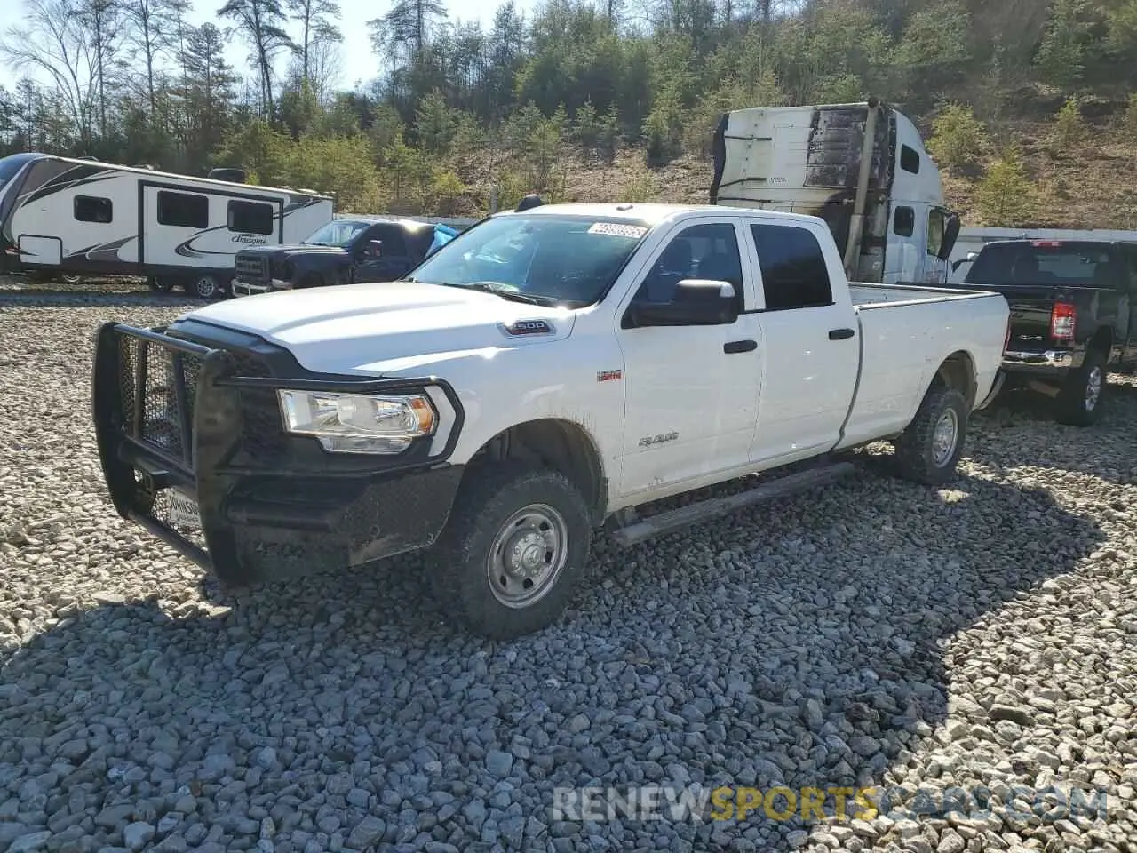 1 Photograph of a damaged car 3C6UR5HJ6NG251570 RAM 2500 2022