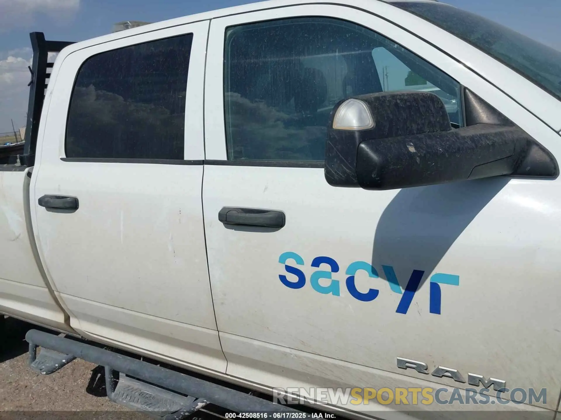 12 Photograph of a damaged car 3C6UR5HJXNG117791 RAM 2500 2022