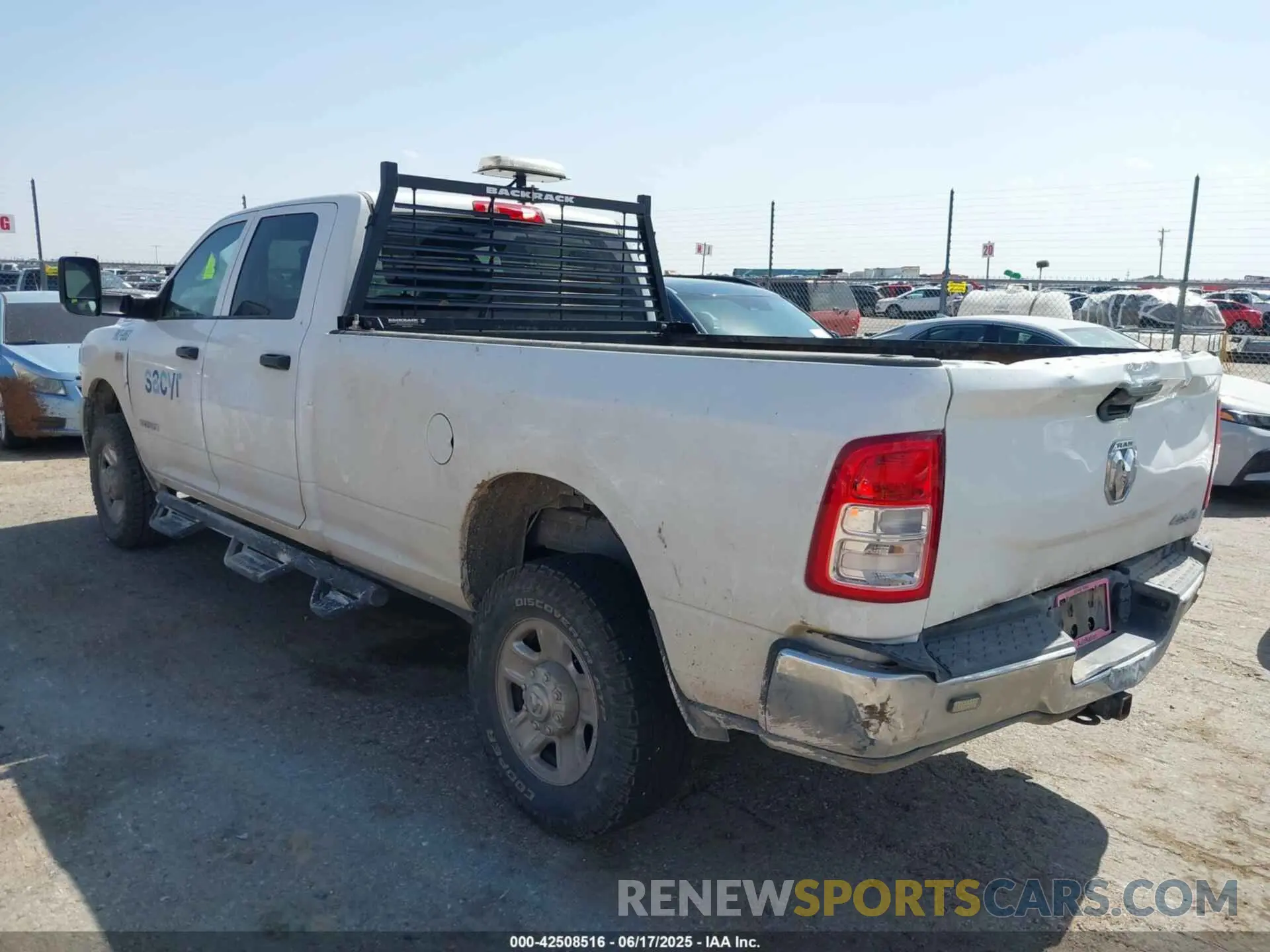 3 Photograph of a damaged car 3C6UR5HJXNG117791 RAM 2500 2022