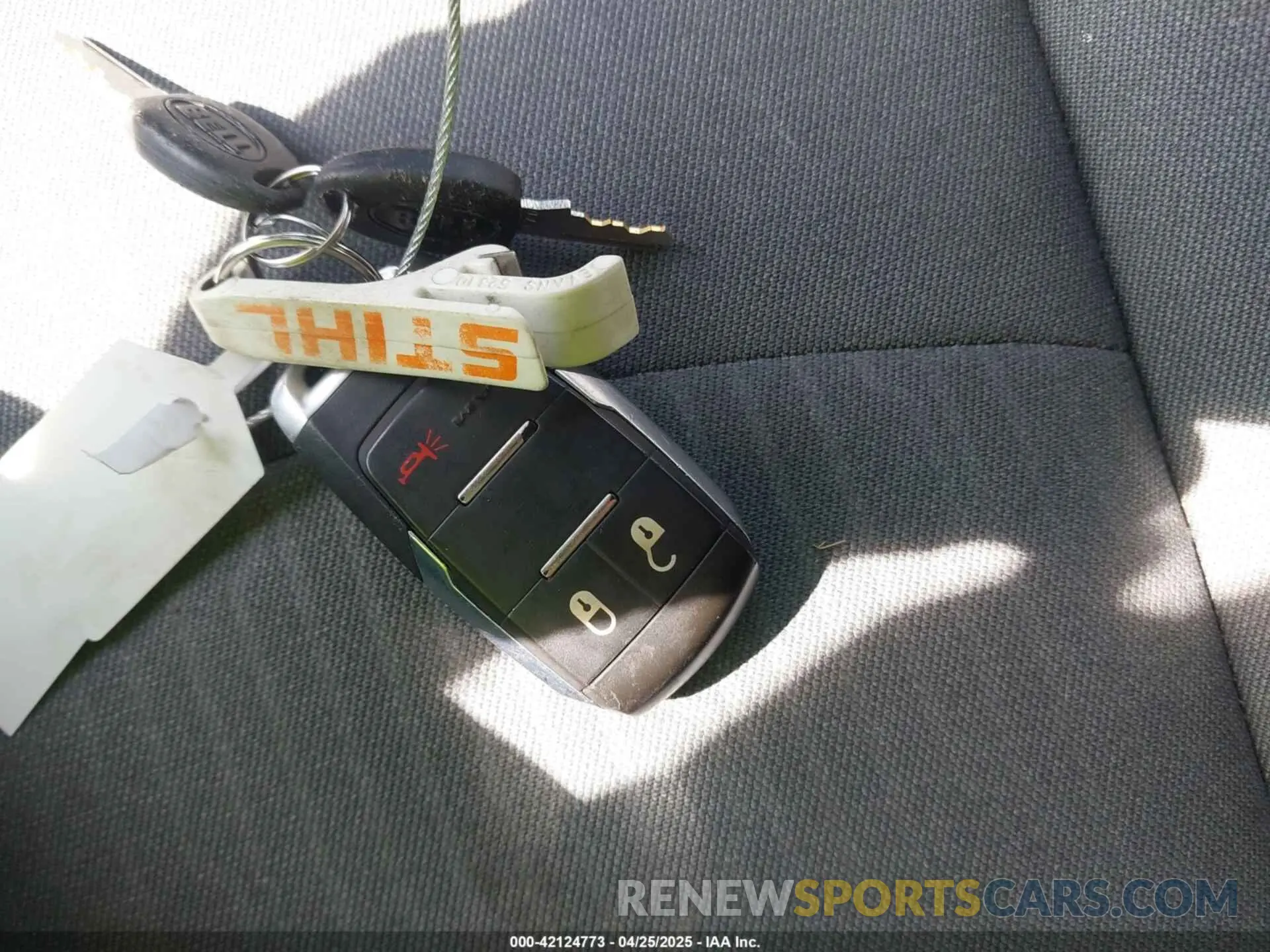 11 Photograph of a damaged car 3C6UR5JJ0NG248027 RAM 2500 2022