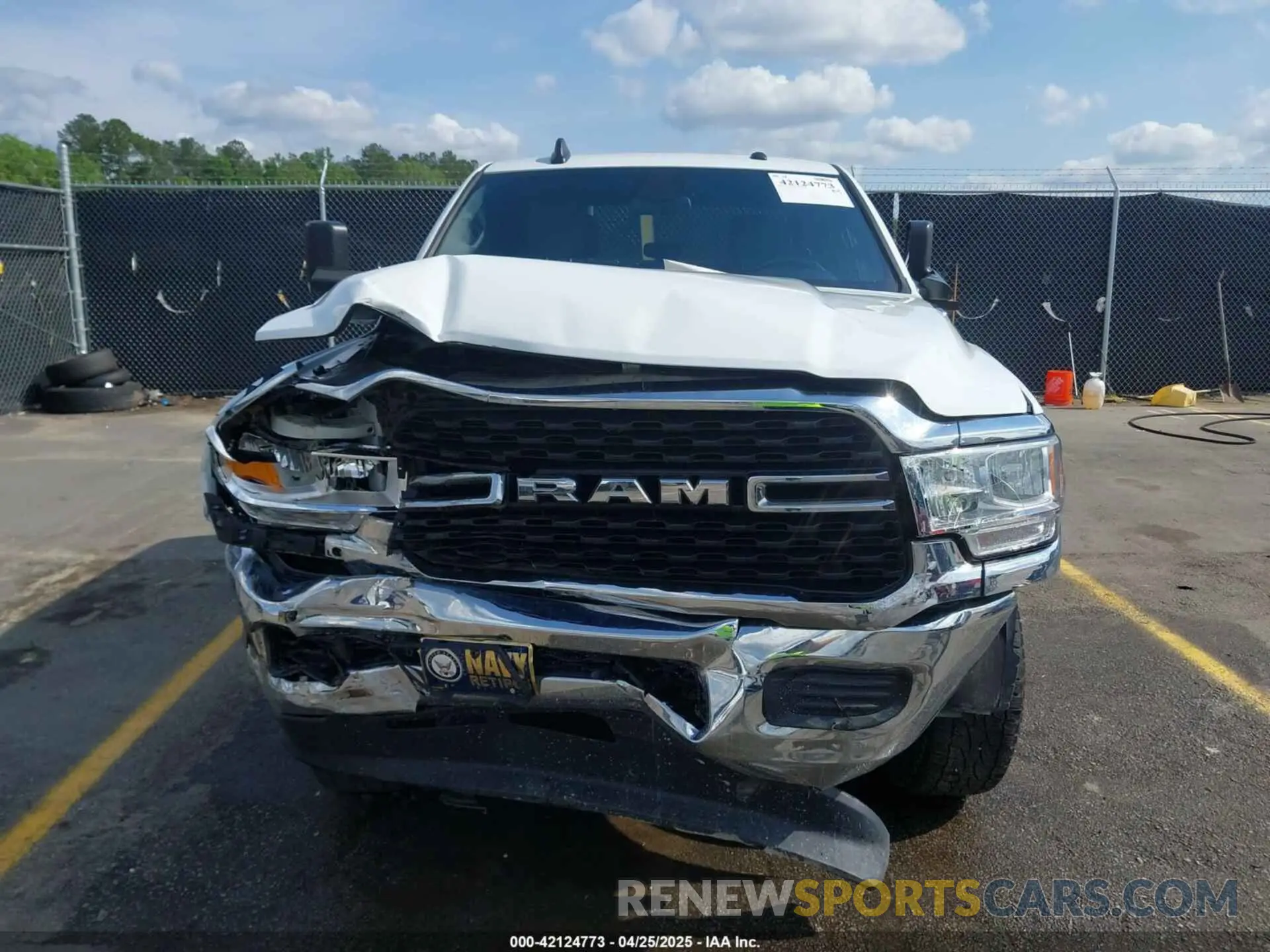 12 Photograph of a damaged car 3C6UR5JJ0NG248027 RAM 2500 2022