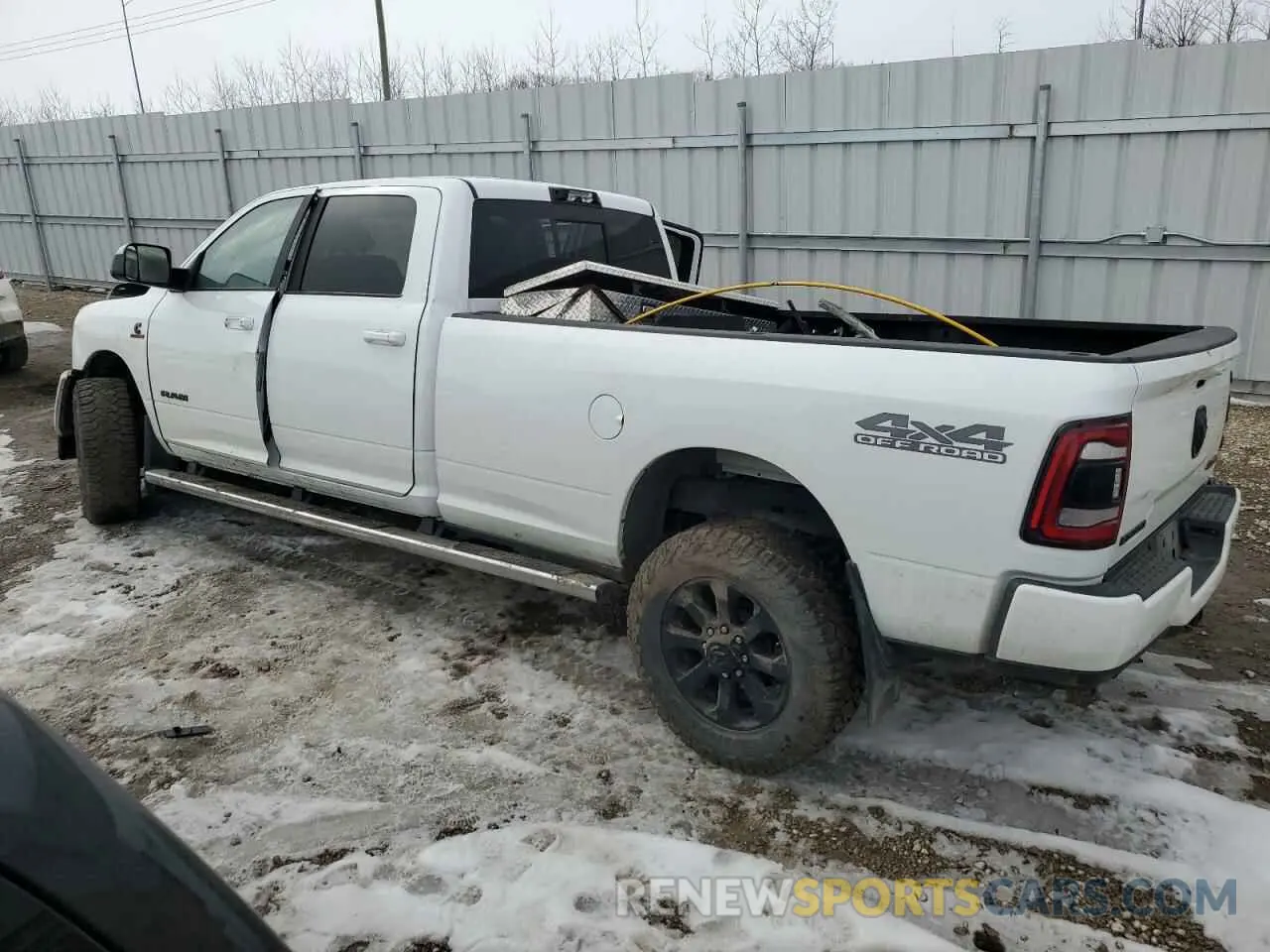 2 Фотография поврежденного автомобиля 3C6UR5JL9NG383024 RAM 2500 2022