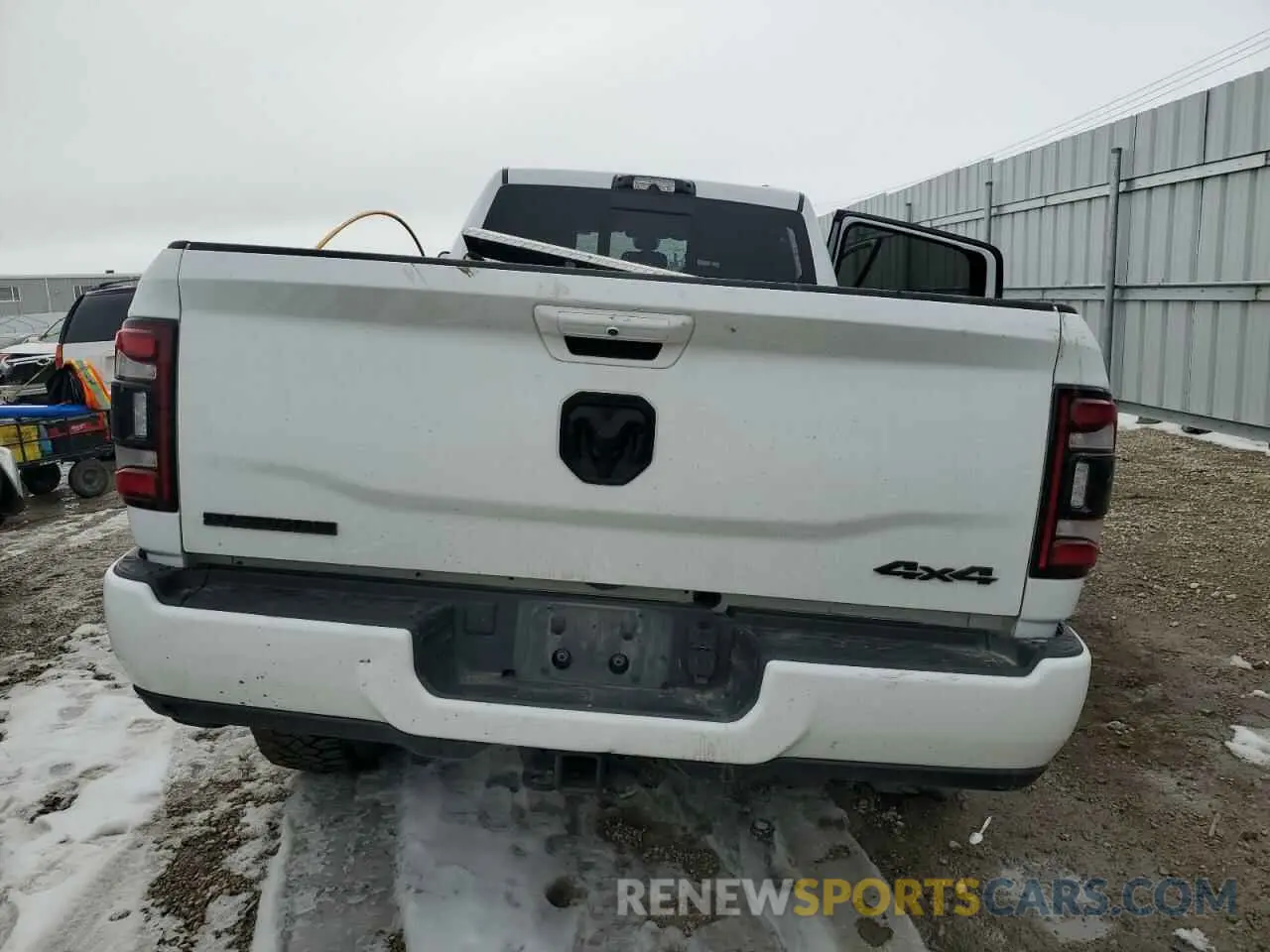 6 Фотография поврежденного автомобиля 3C6UR5JL9NG383024 RAM 2500 2022