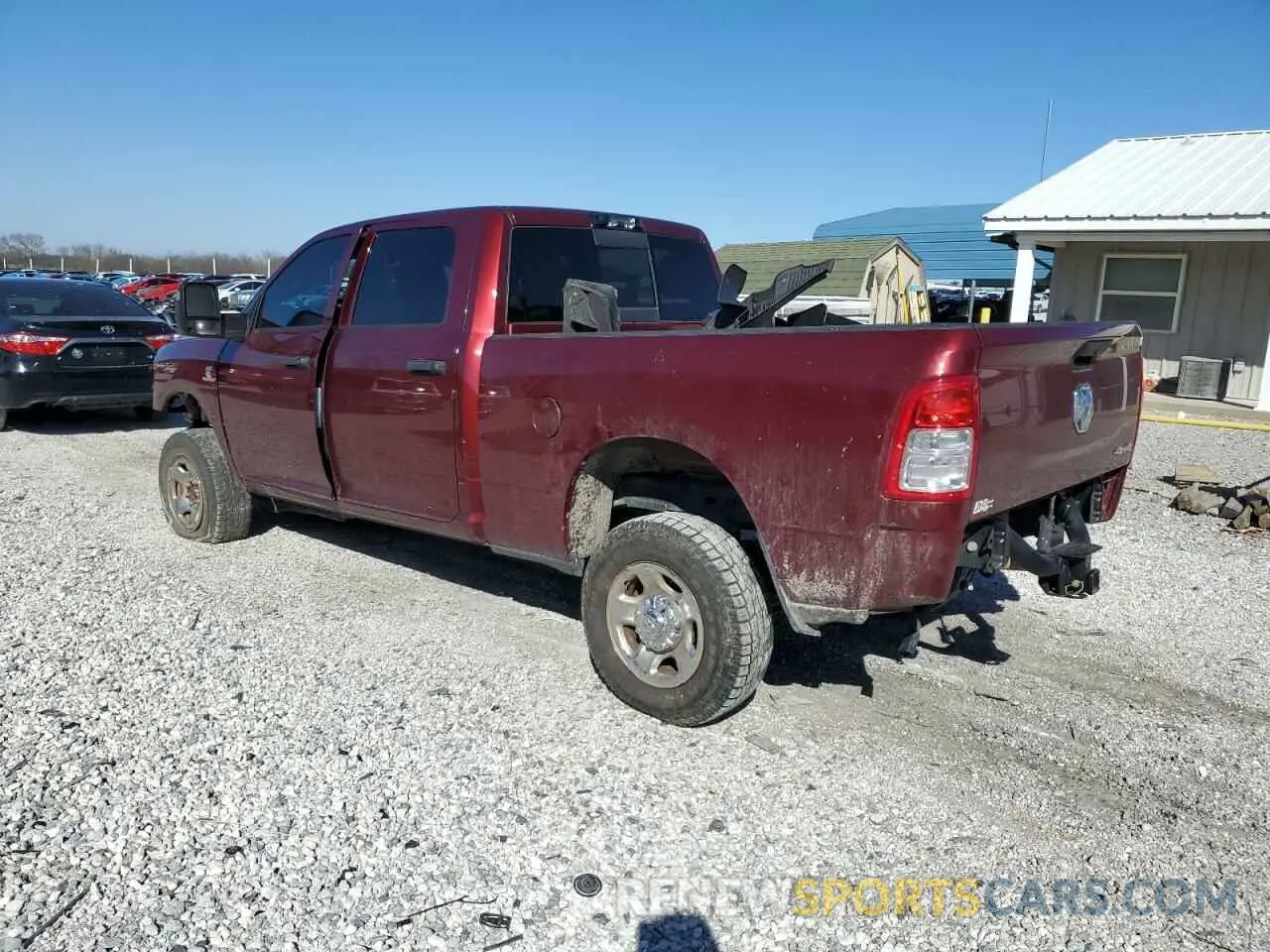 2 Фотография поврежденного автомобиля 3C6UR5CL7PG606113 RAM 2500 2023