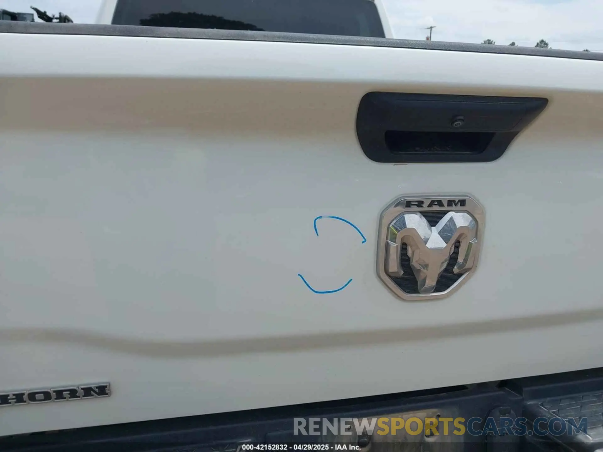 17 Photograph of a damaged car 3C6UR5DJXPG632878 RAM 2500 2023