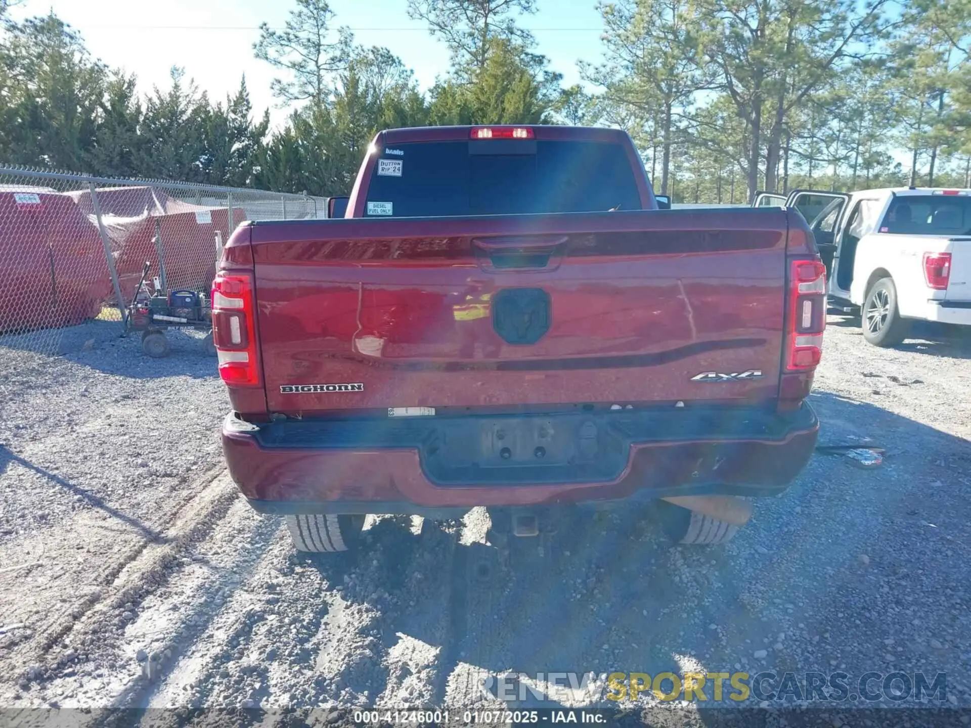 17 Фотография поврежденного автомобиля 3C6UR5DLXPG617315 RAM 2500 2023