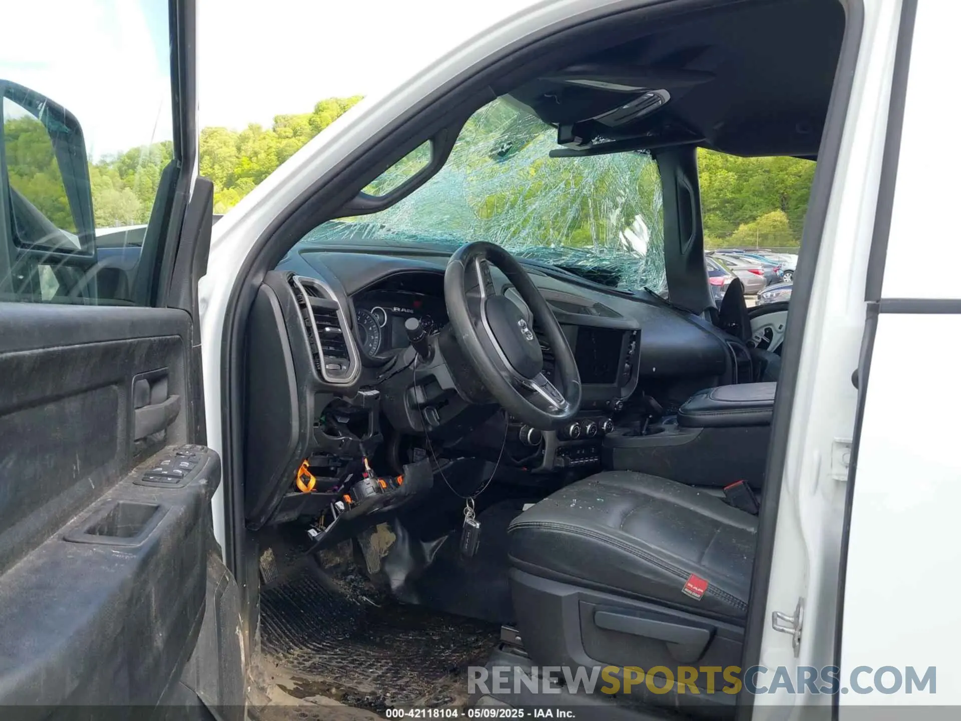 5 Photograph of a damaged car 3C6UR5HJ9PG564714 RAM 2500 2023