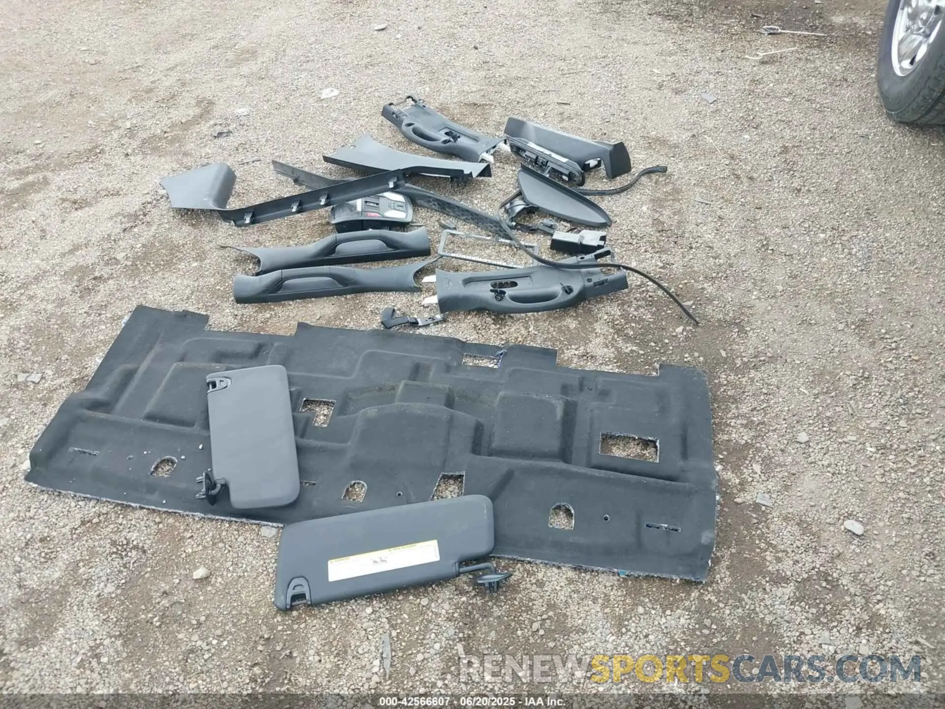 12 Photograph of a damaged car 3C6UR5CL8RG212784 RAM 2500 2024