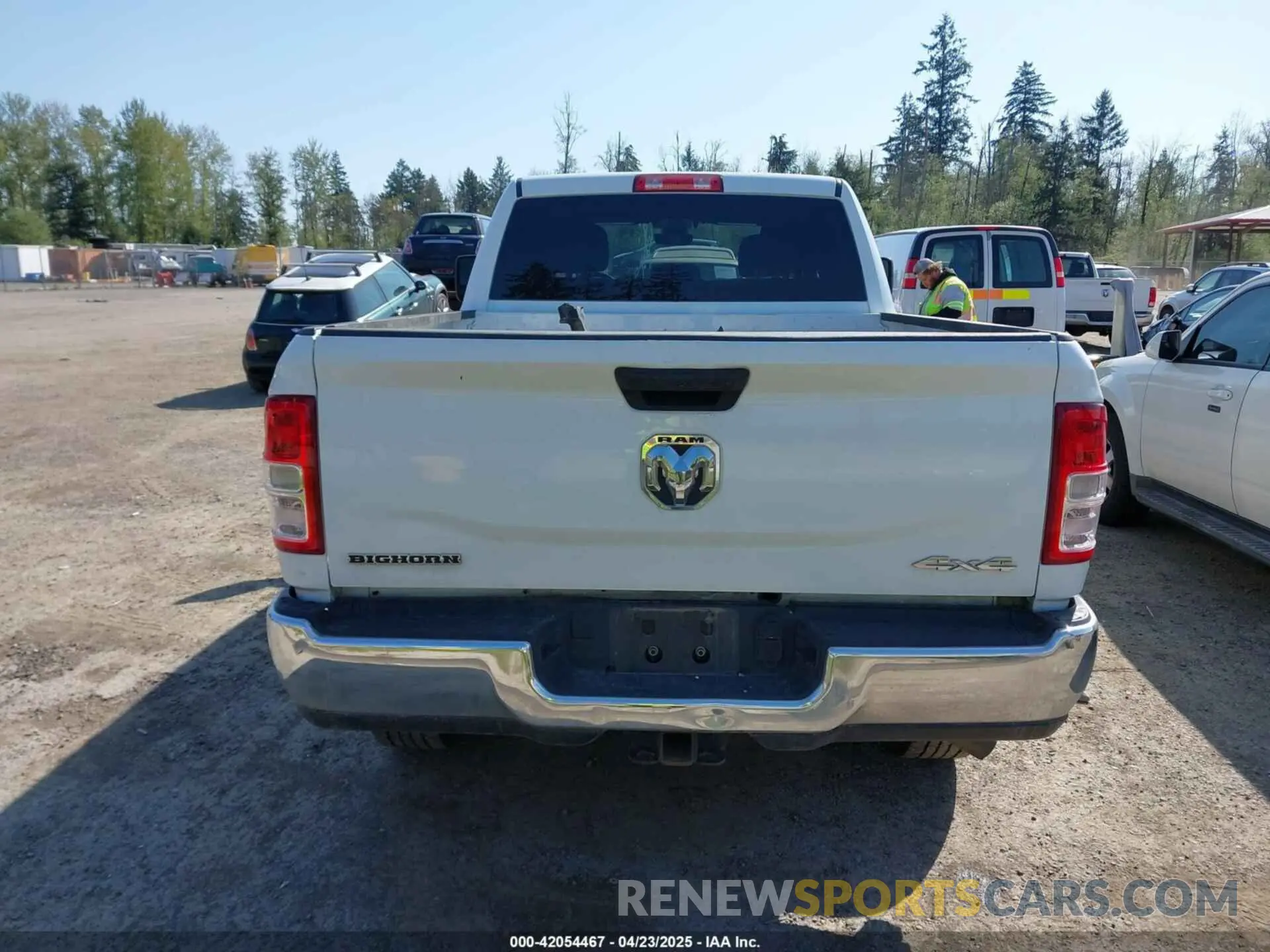 17 Photograph of a damaged car 3C6UR5DJ2RG286053 RAM 2500 2024