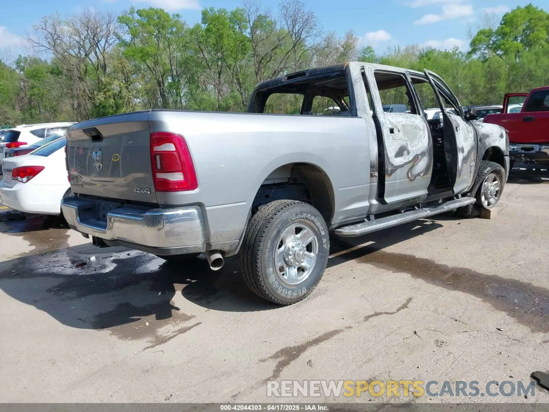 4 Photograph of a damaged car 3C6UR5DL0RG102178 RAM 2500 2024