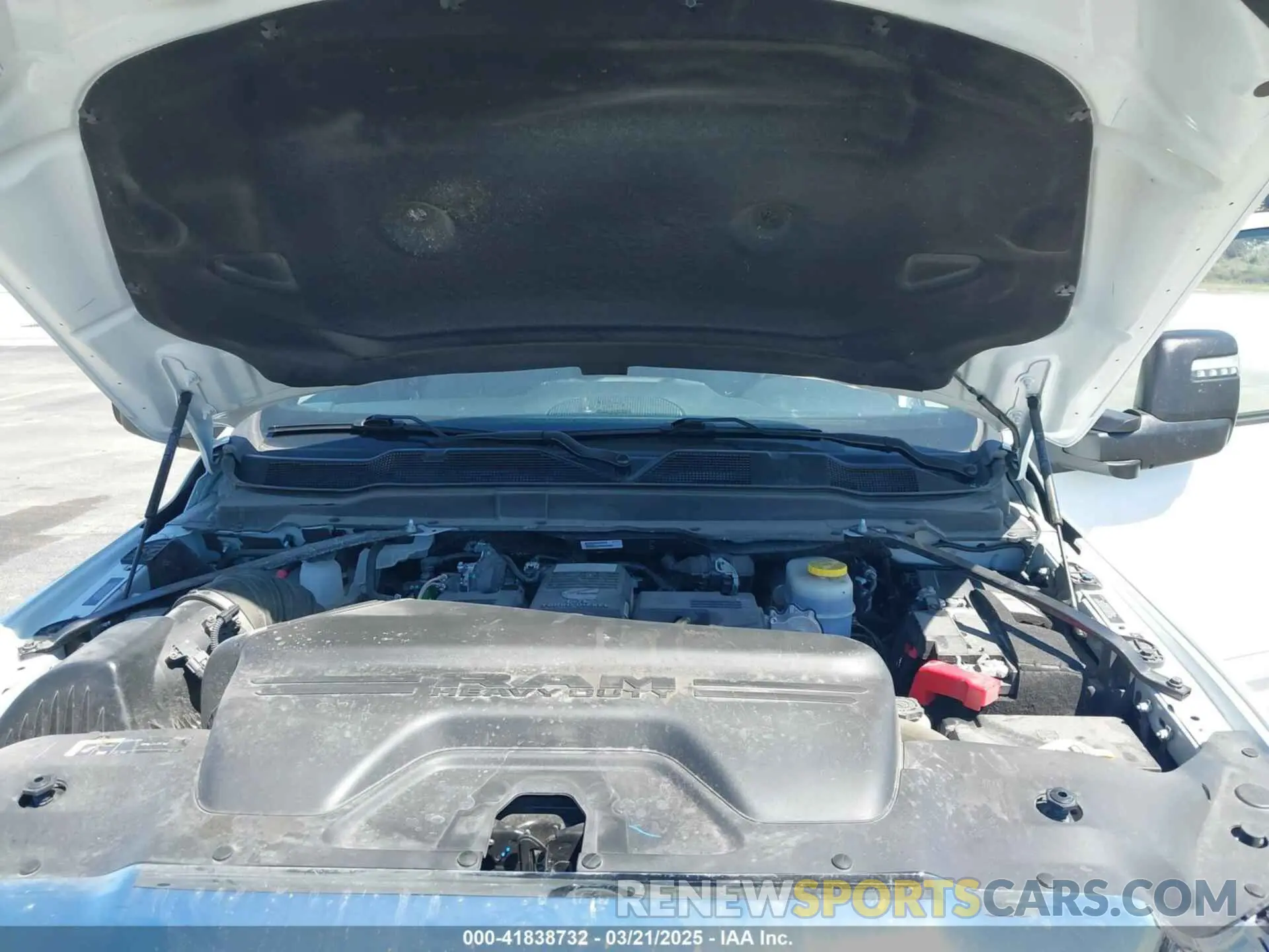 10 Photograph of a damaged car 3C6UR5DL6RG338222 RAM 2500 2024