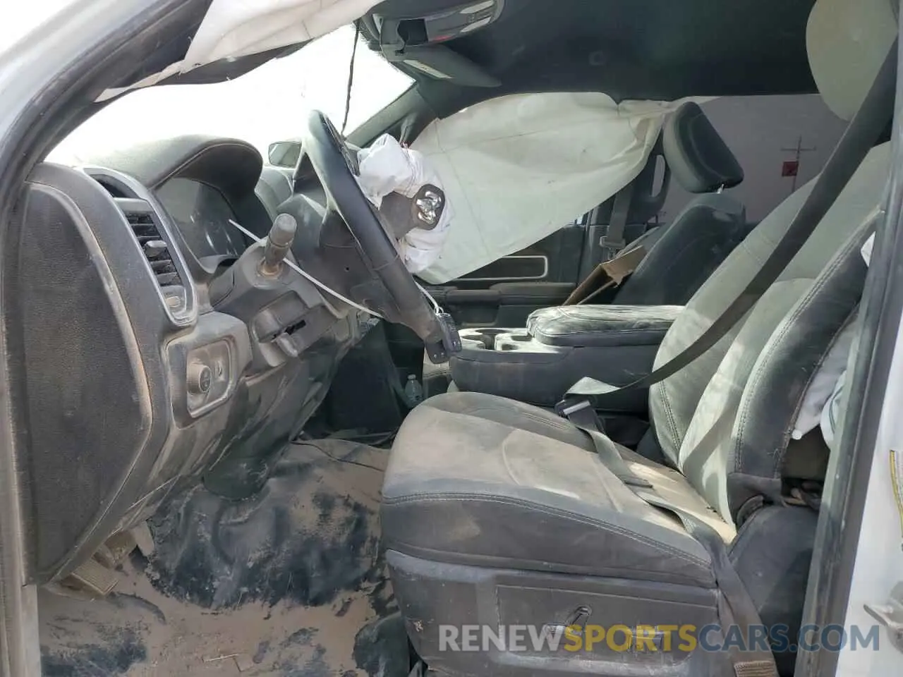 7 Photograph of a damaged car 3C6UR5DL7RG105949 RAM 2500 2024