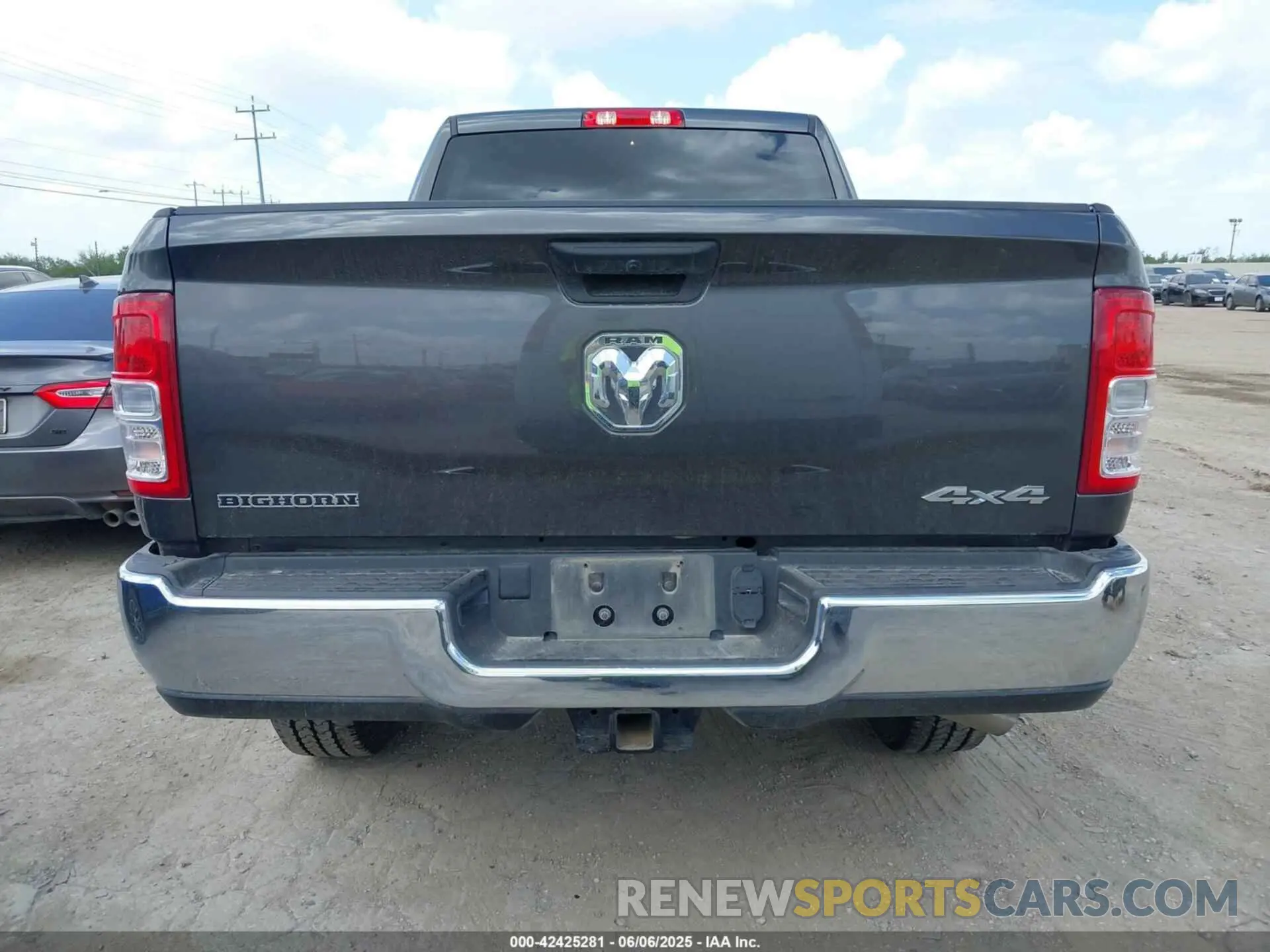 16 Photograph of a damaged car 3C6UR5DL9RG343480 RAM 2500 2024