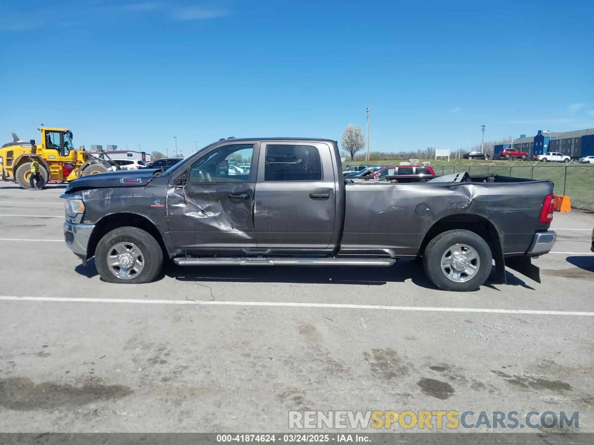 15 Photograph of a damaged car 3C6UR5HL1RG269501 RAM 2500 2024