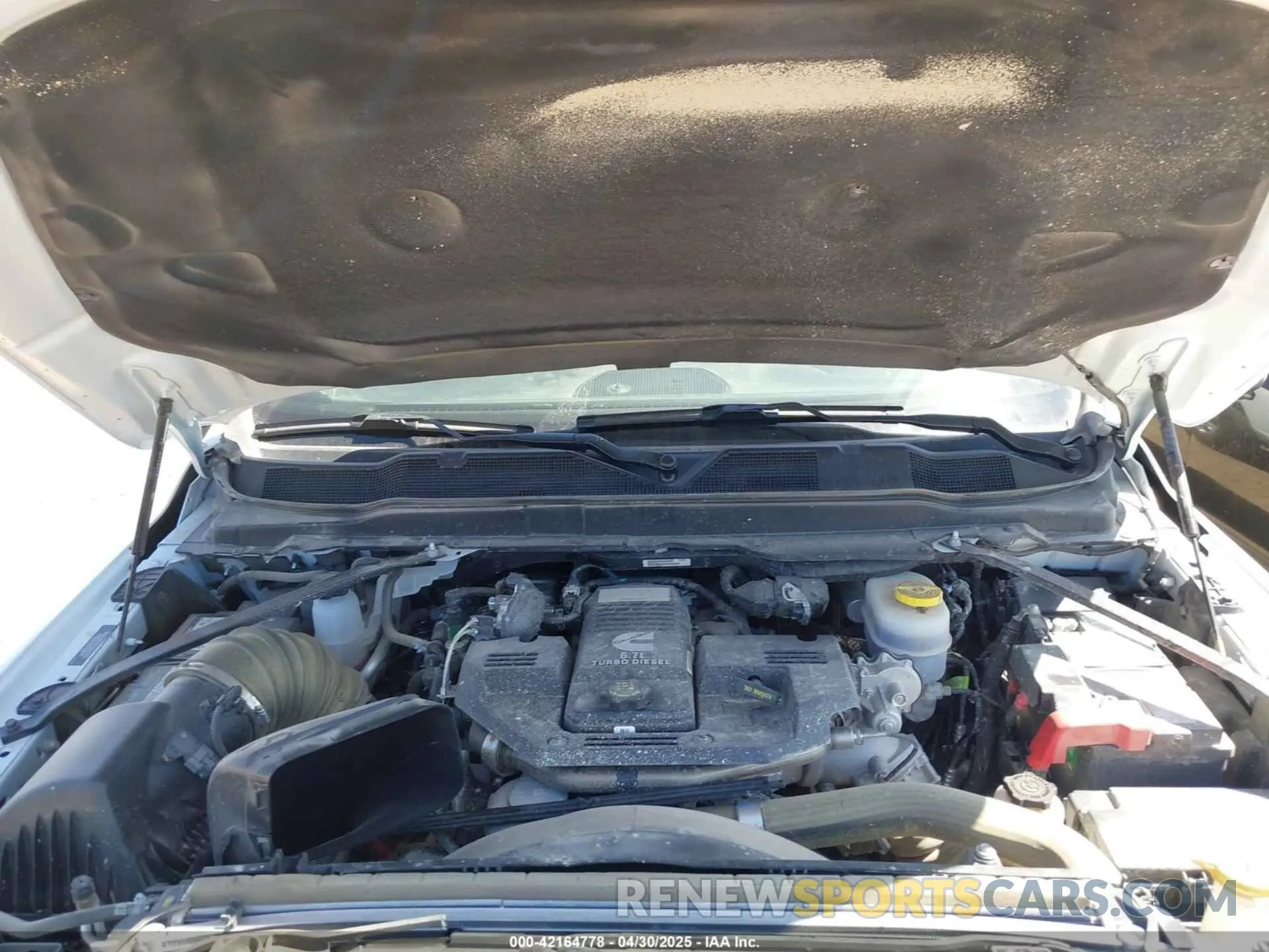10 Photograph of a damaged car 3C6UR5JL2RG337668 RAM 2500 2024