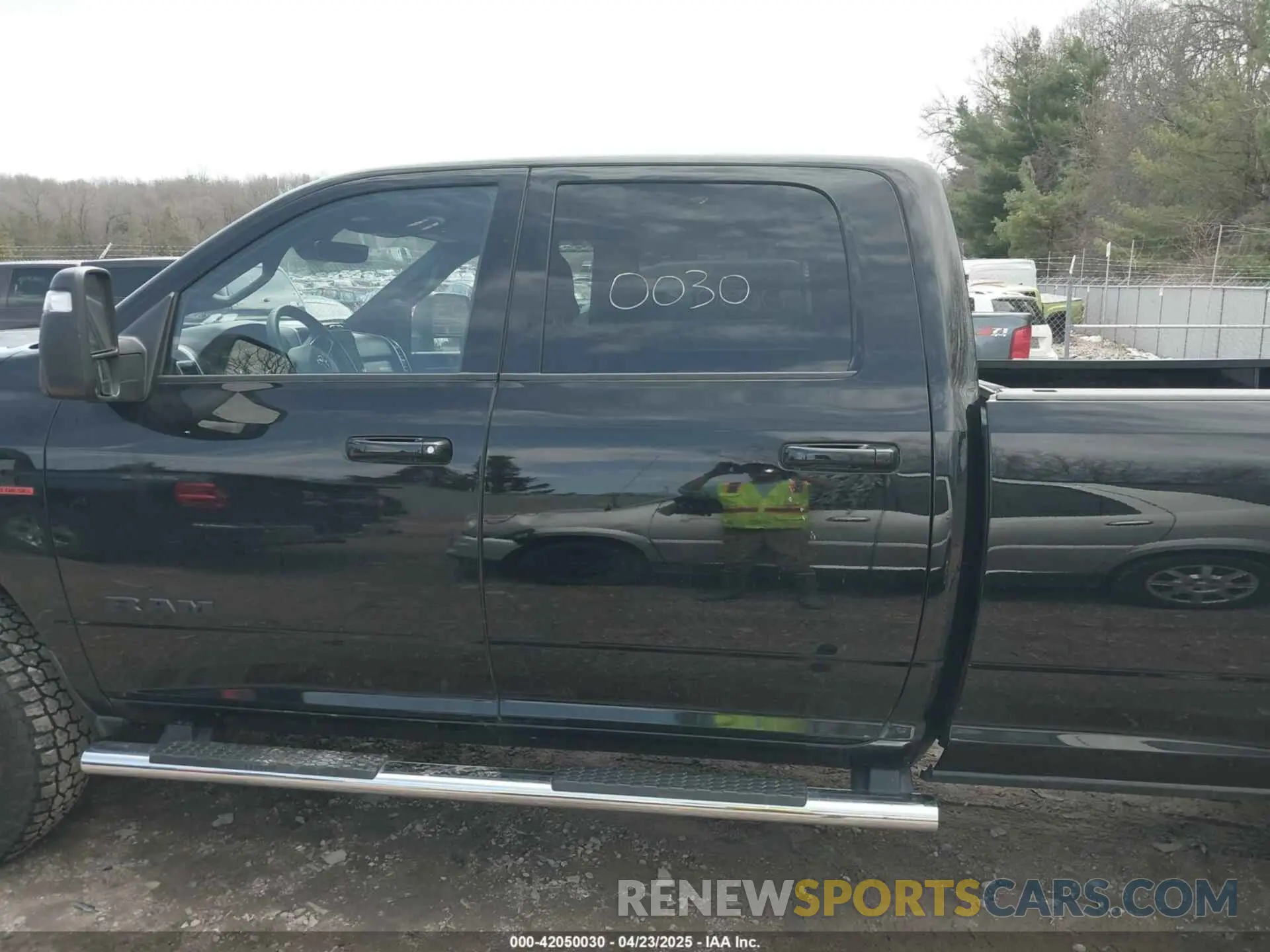15 Photograph of a damaged car 3C6UR5JLXRG315028 RAM 2500 2024