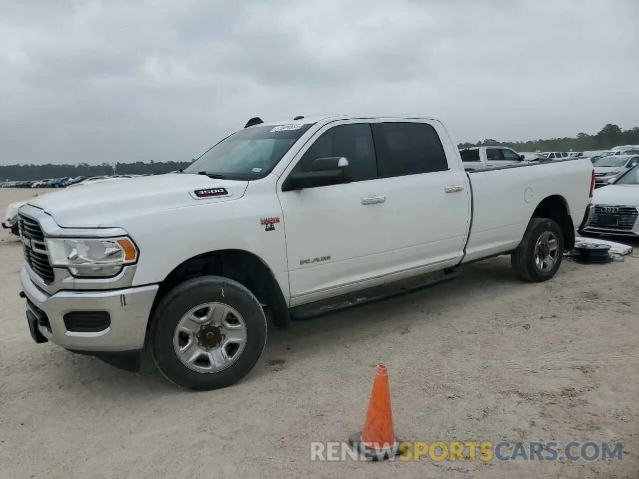 1 Photograph of a damaged car 3C63R3HJ1KG604809 RAM 3500 2019